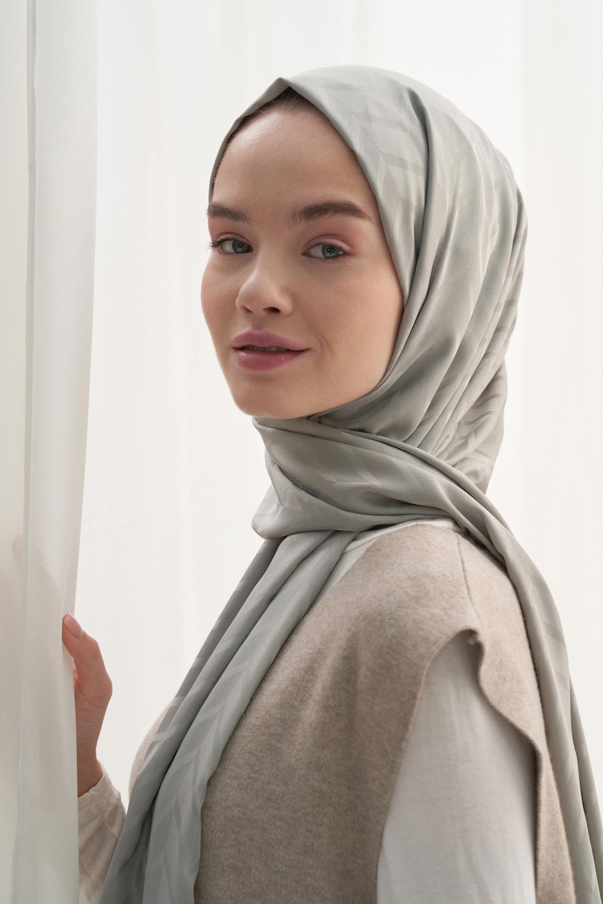 Baklava Desen Pamuk İpek Şal Açık Gri