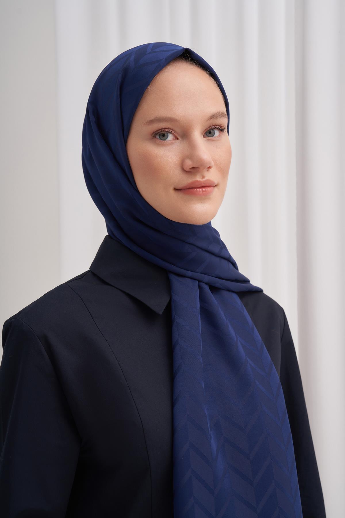 Baklava Desen Pamuk İpek Şal Koyu Lacivert