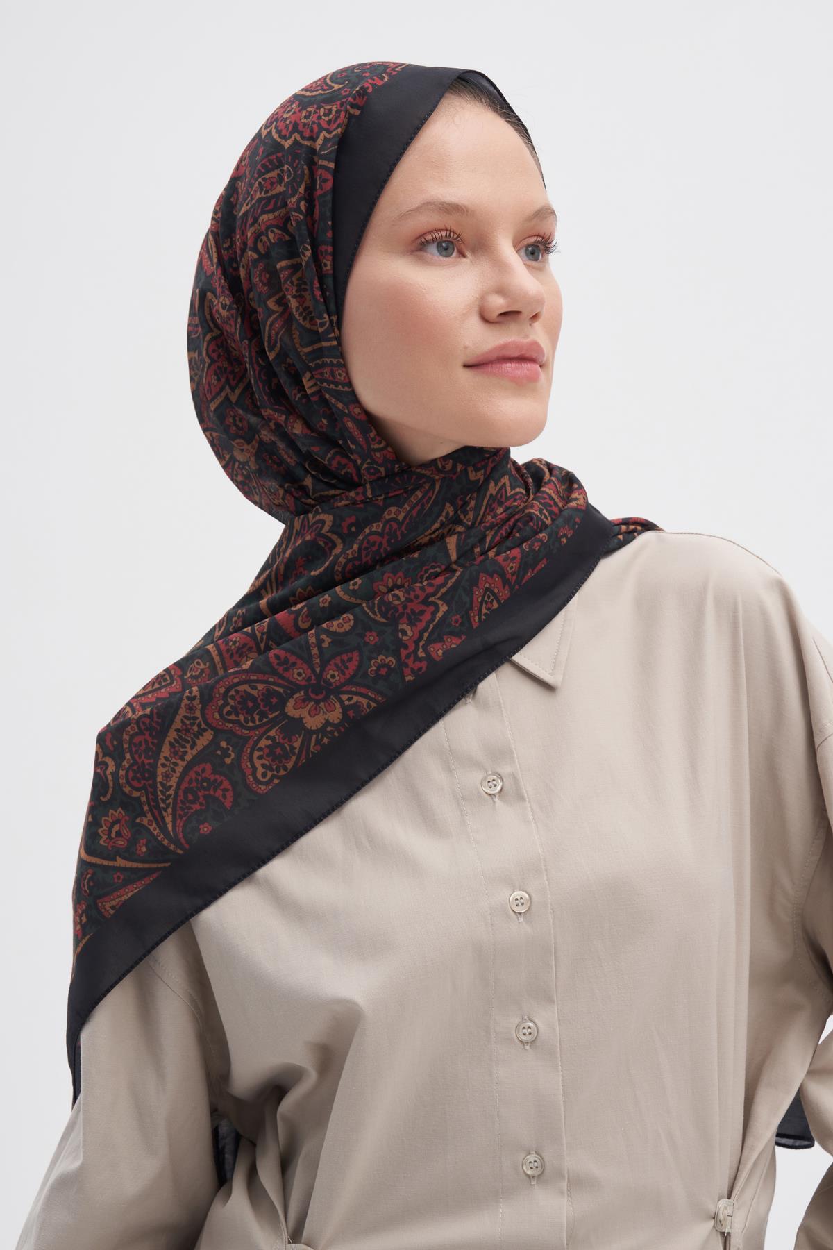 Bloom Dark Nilla Pamuklu Şal