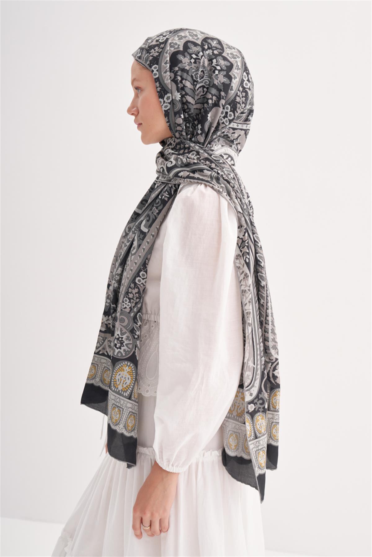 Bohemian Siyah Comfy İpek Şal