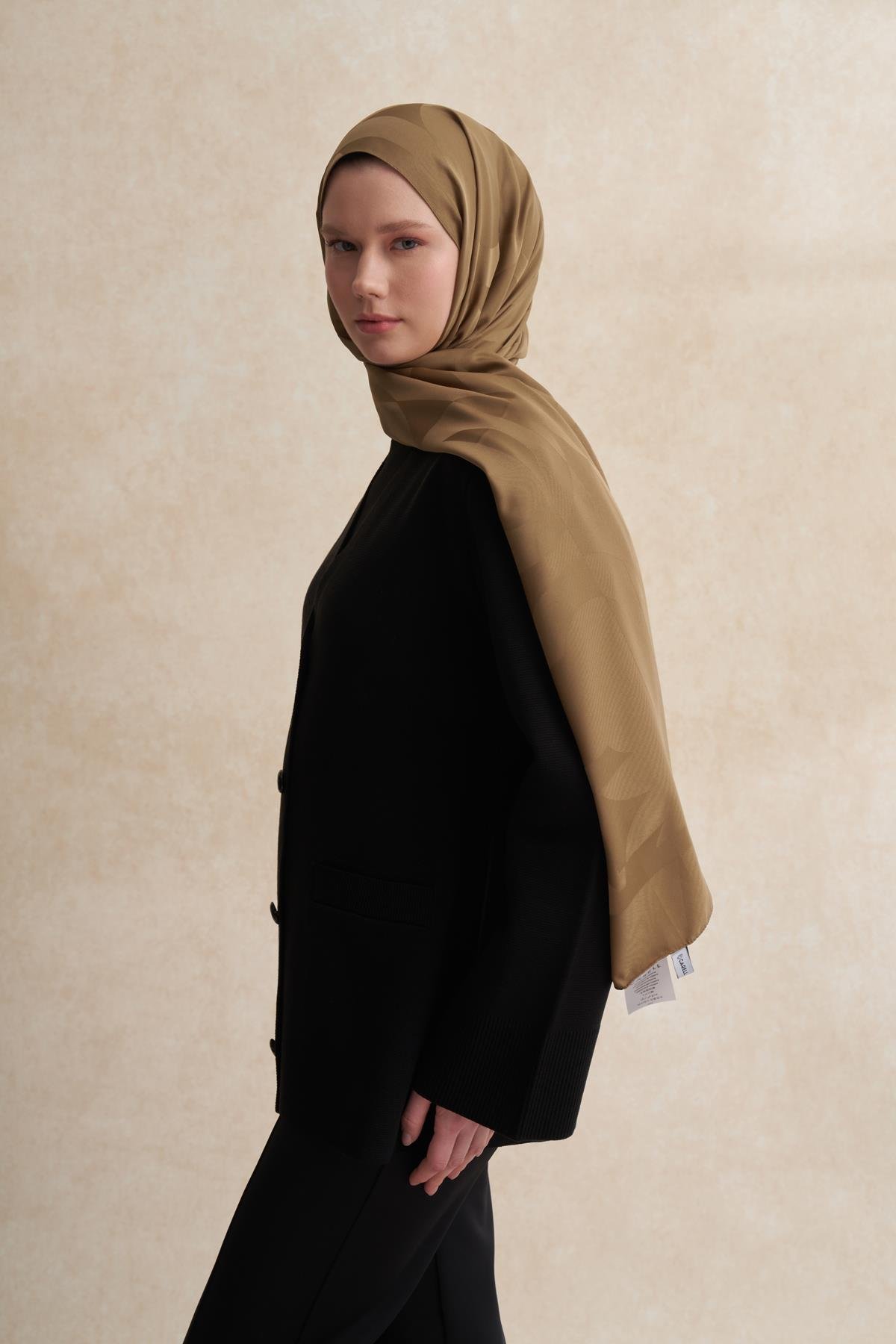 C Desen Monogram Pamuk İpek Şal Ceviz