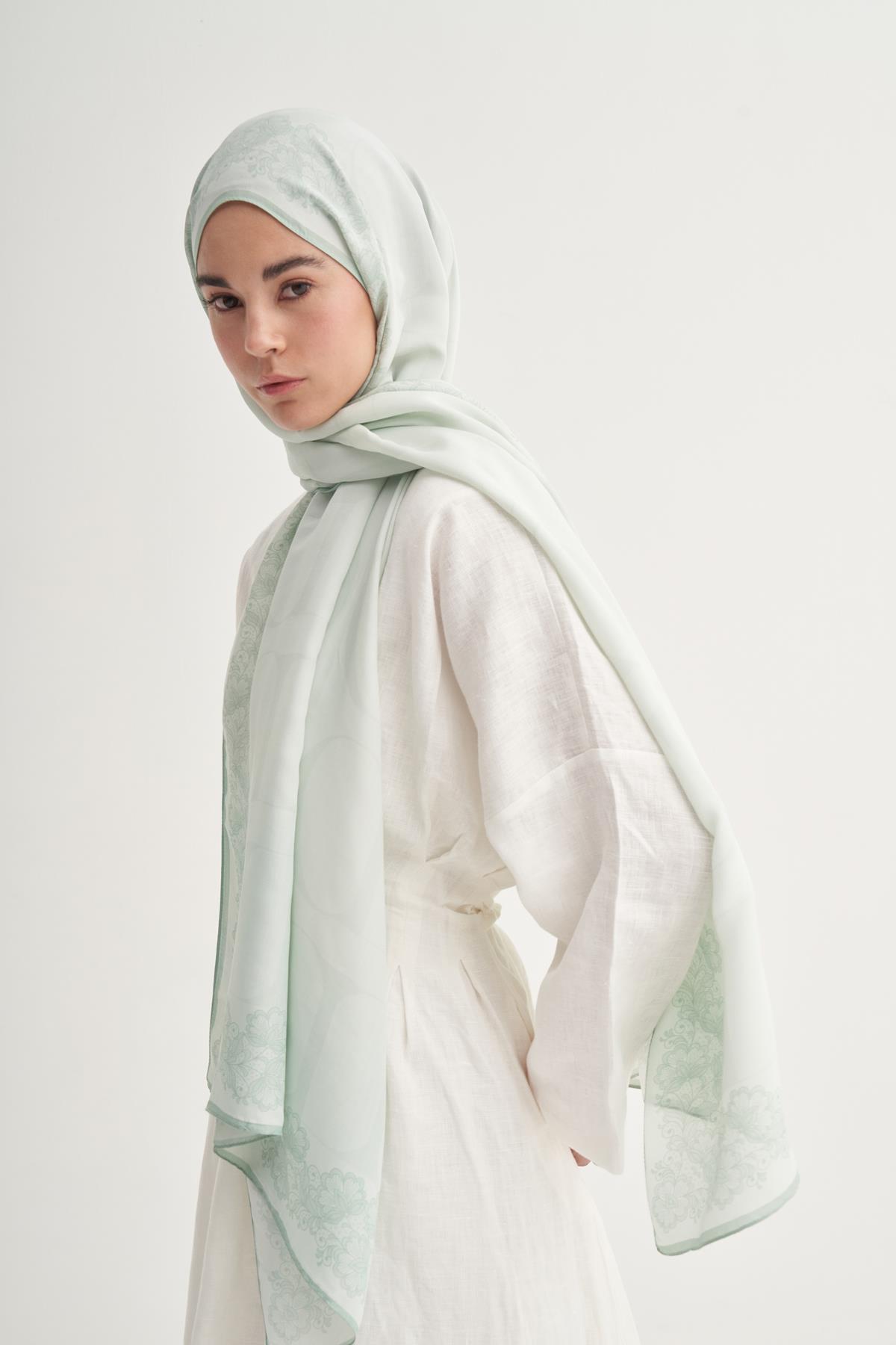 Floral Çiçekli Monogram Floş Şal Su Yeşili