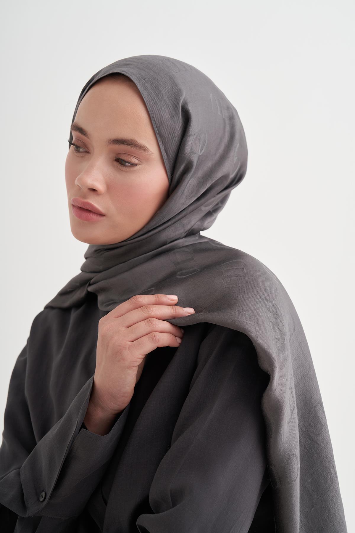 Monogram Desen Liora Pamuk Şal Antrasit