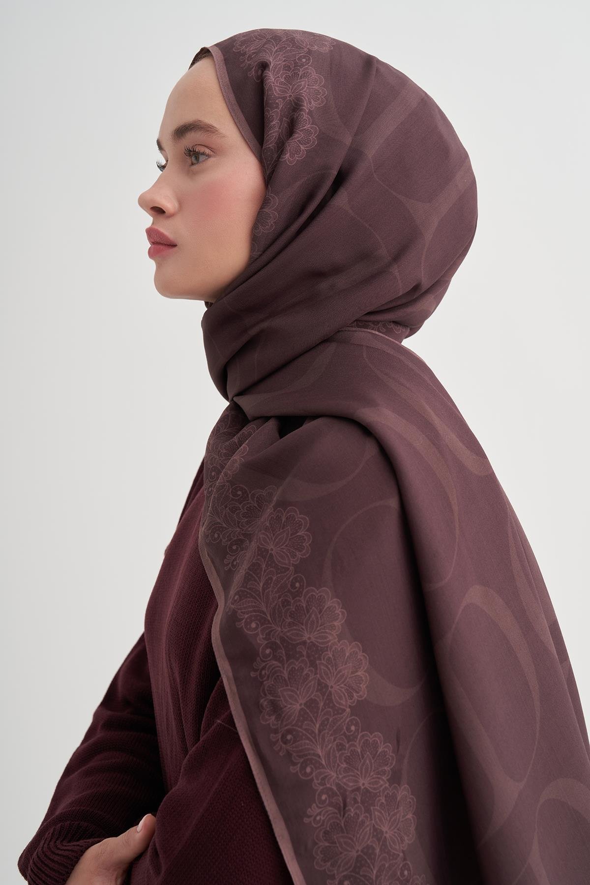 Floral Monogram Floş Şal Acı Kahve