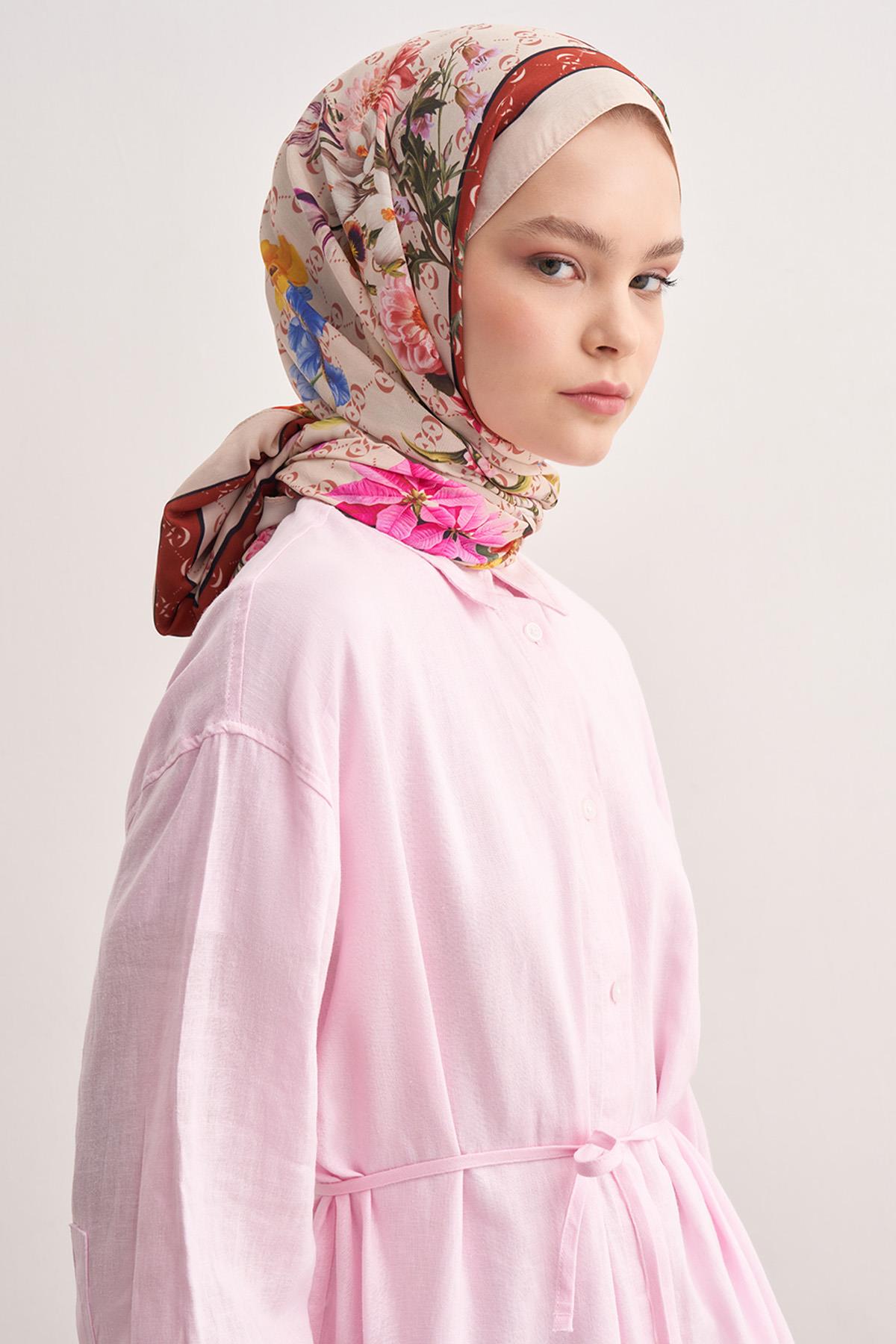 C Krem Monogram Floş Şal