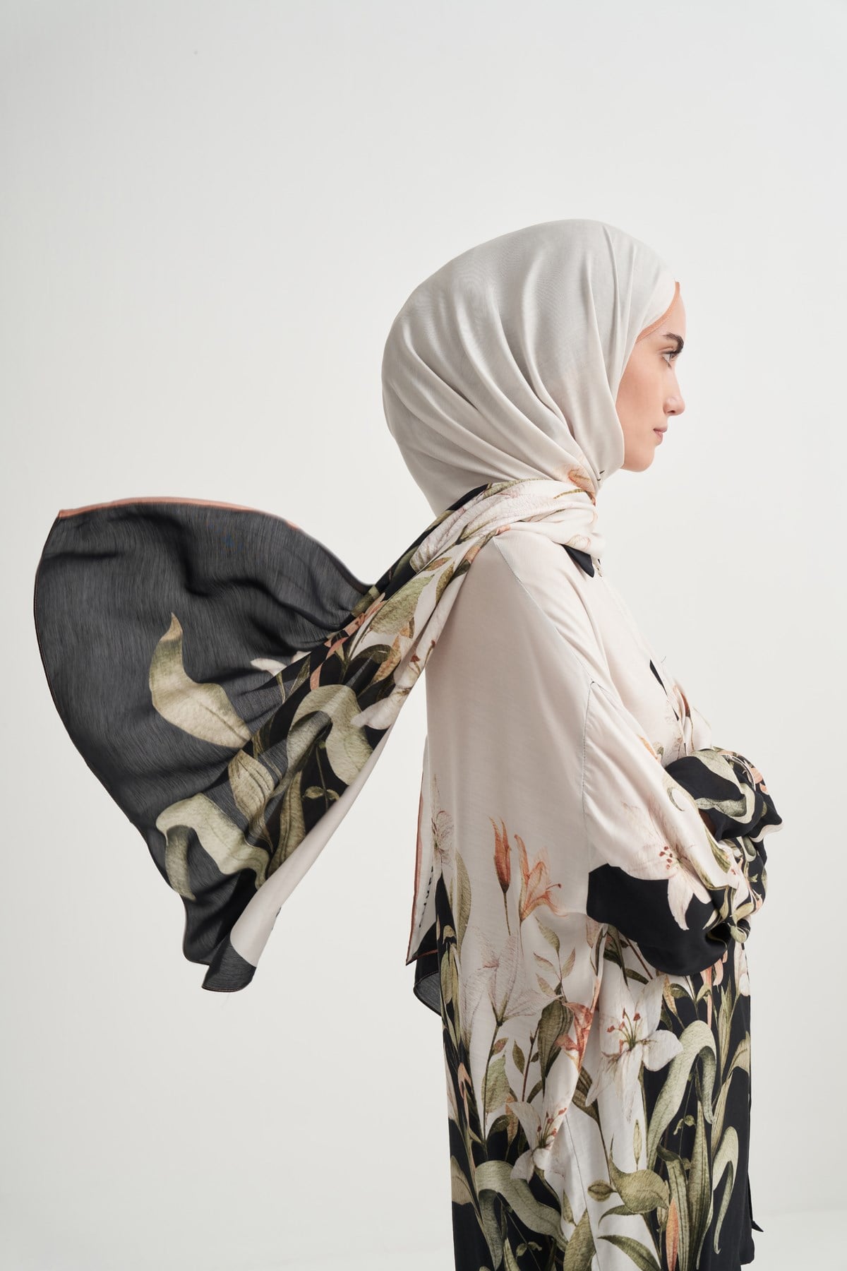 Eli Floral Floş Şal Siyah