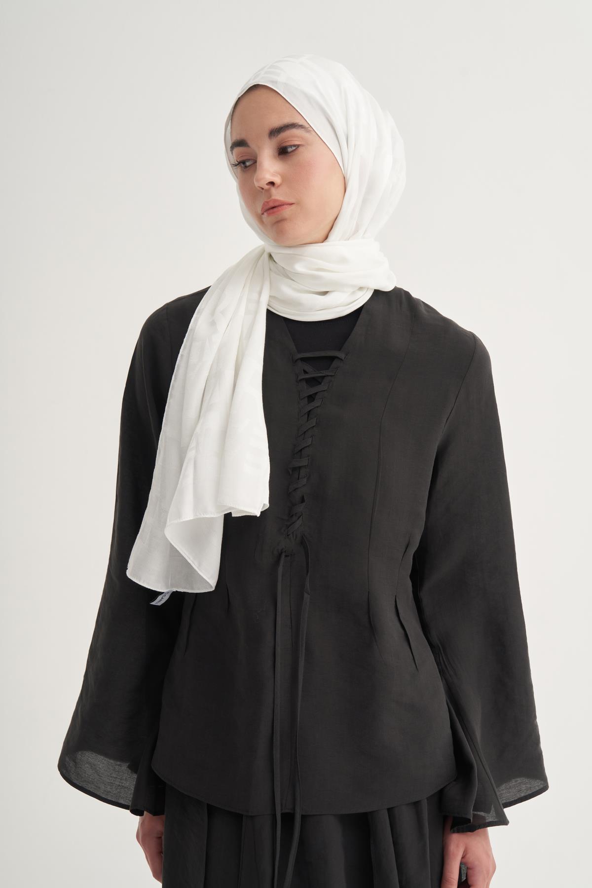 Yazı Desen Jakar İtalyan İpekli Şal Ekru