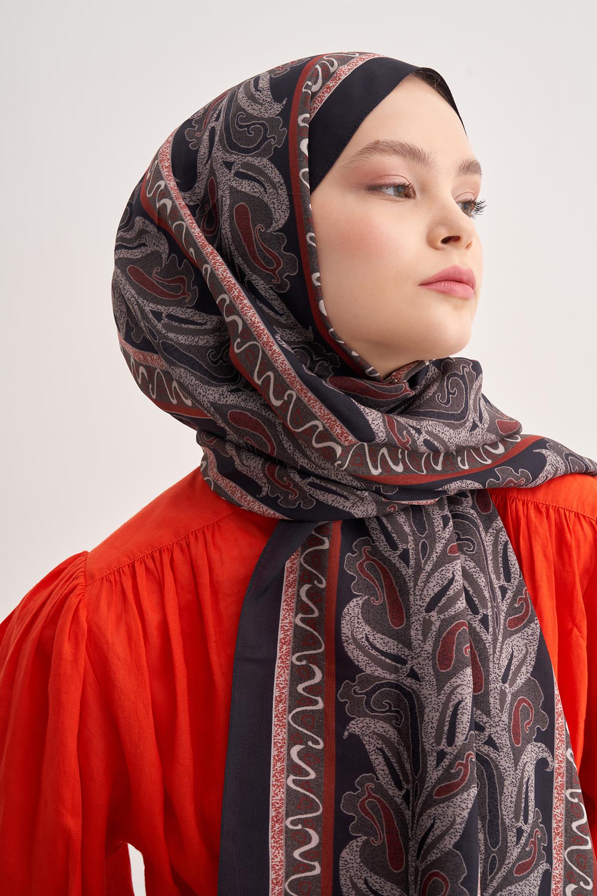 Glow Siyah Vela Floş Şal