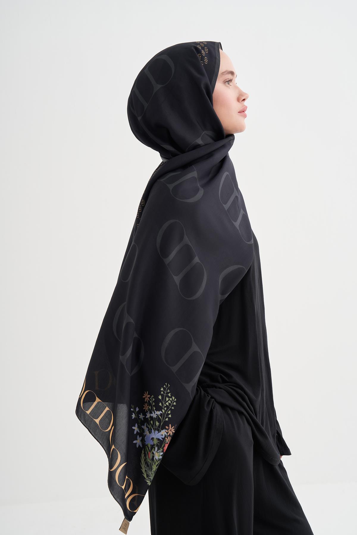 Elegance Monogram Floş Şal Siyah