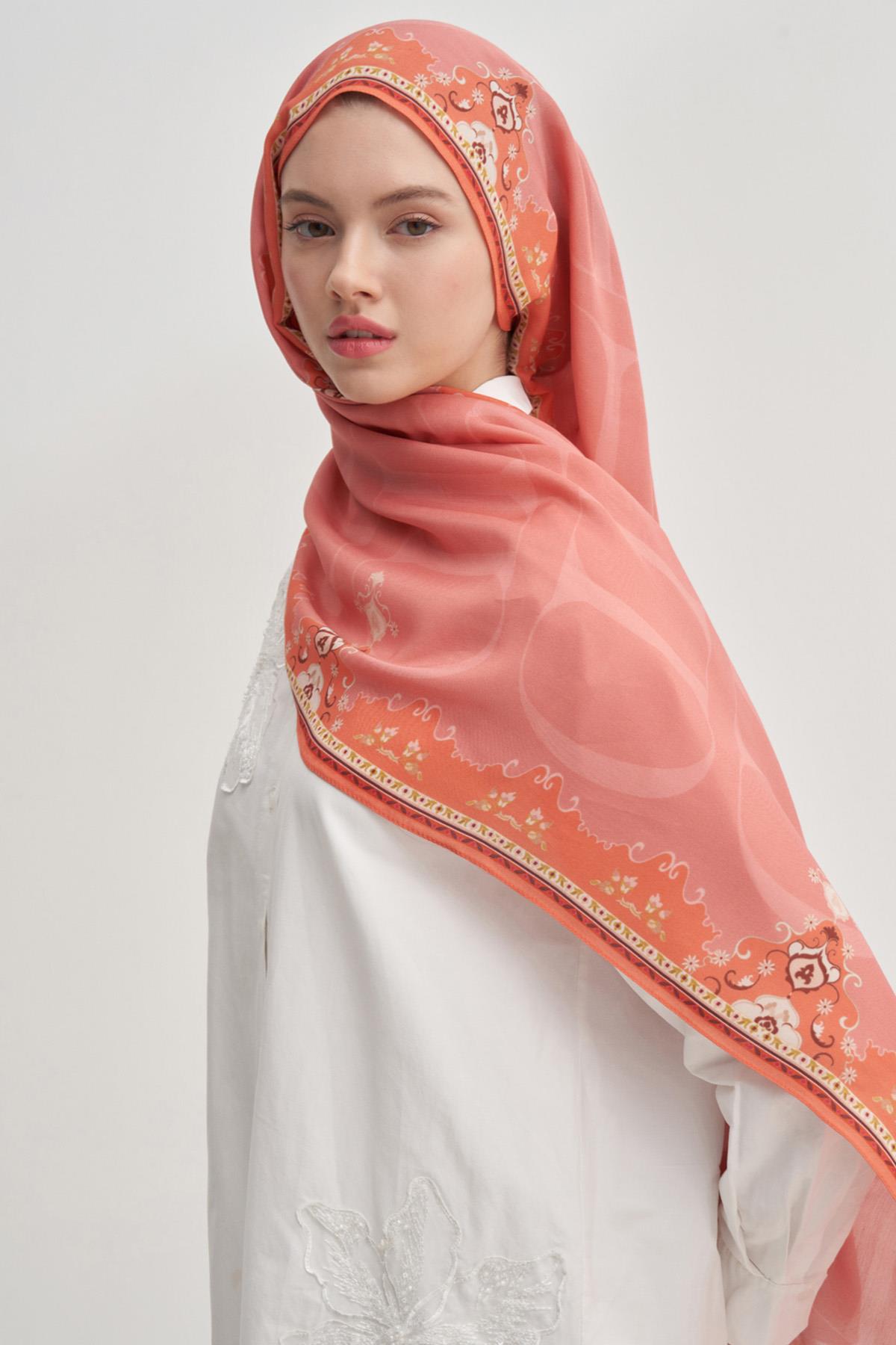 Maknesa Mercan Monogram Floş Şal