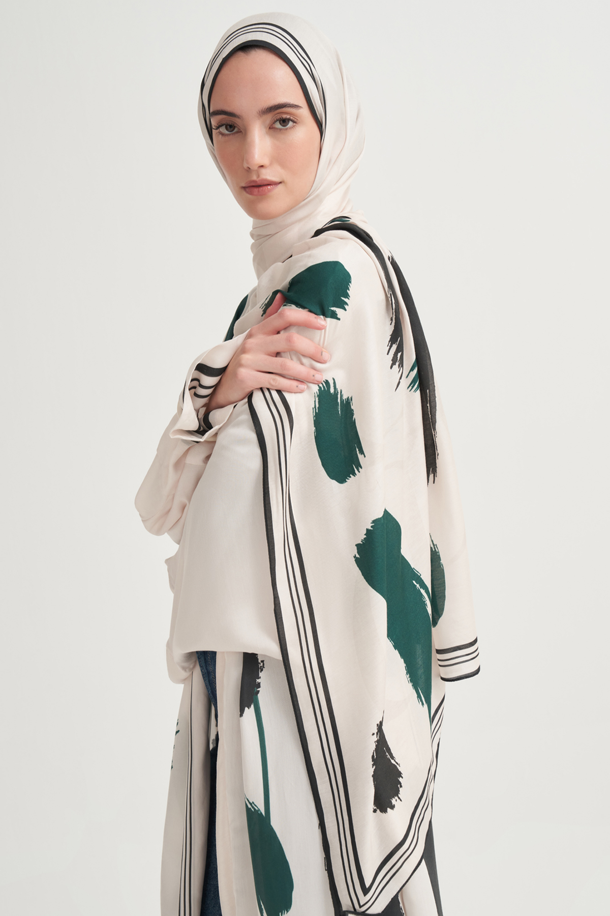 Emera Monogram Floş Şal Krem