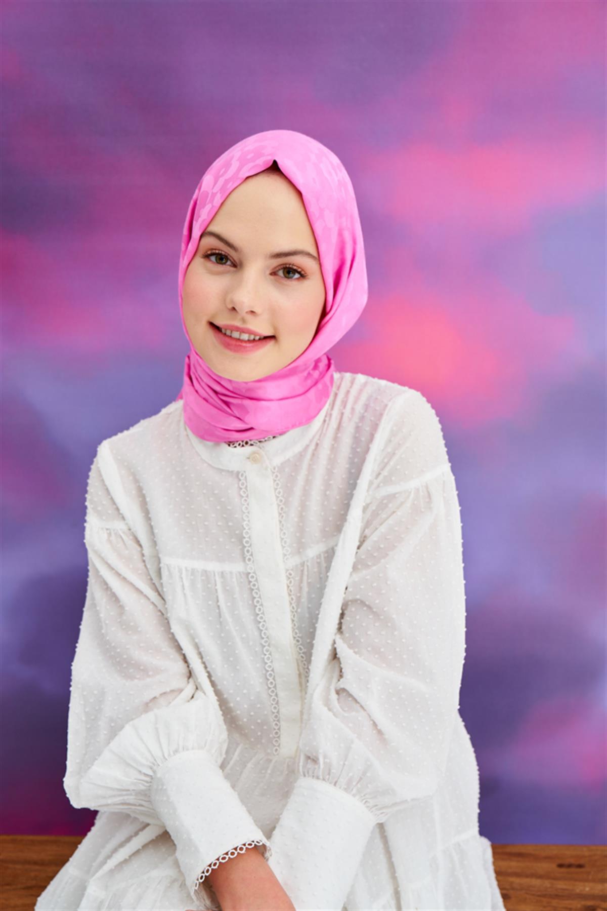 Çiçek Desen Jakar İtalyan İpekli Şal Pembe