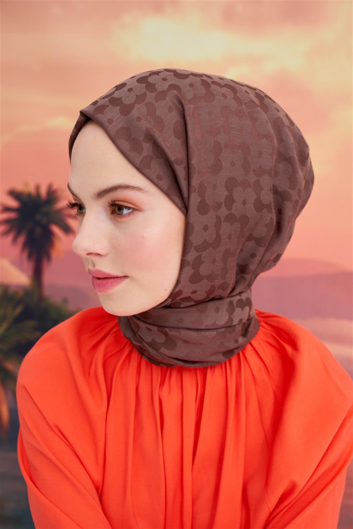 Çiçek Desen Jakar İtalyan İpekli Şal Soft Kahve