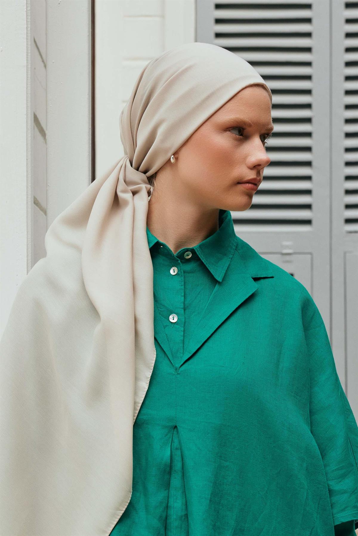 Compact Soft Şal Camel