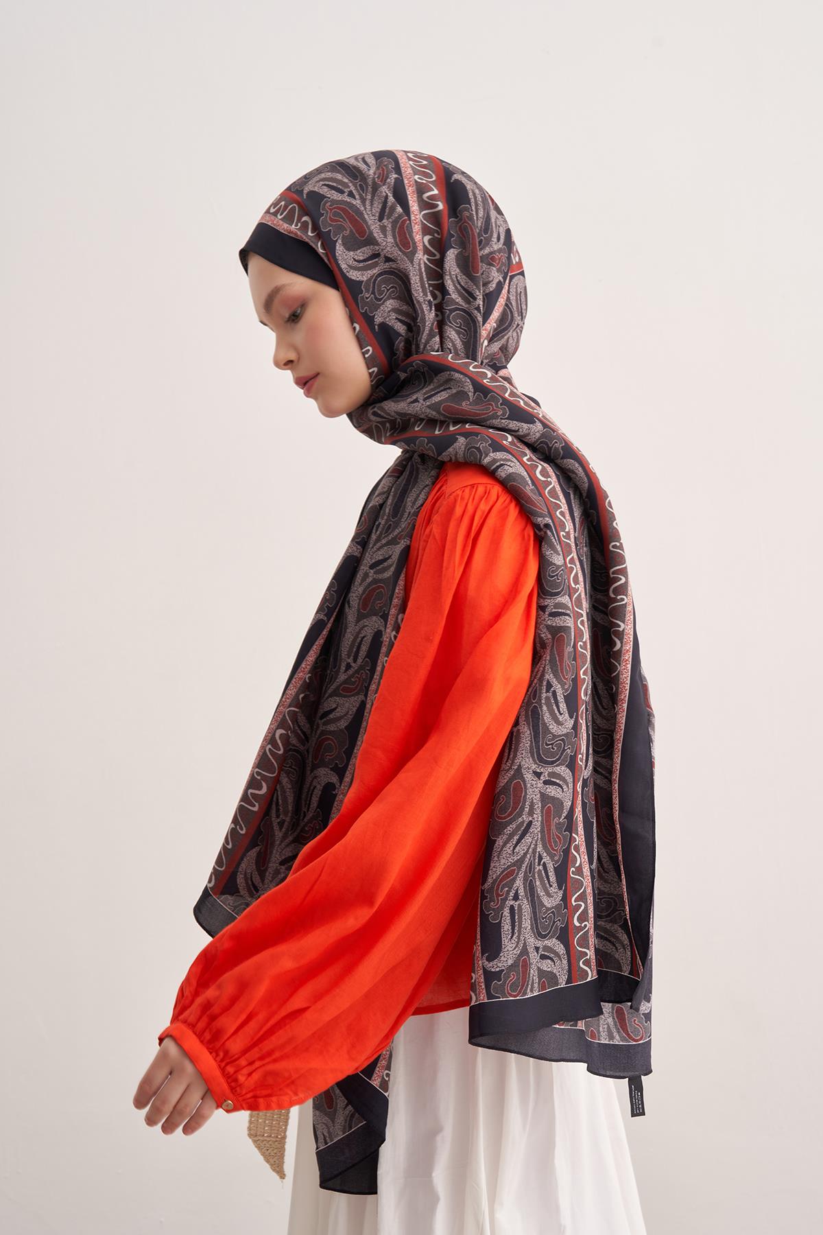 Glow Siyah Vela Floş Şal