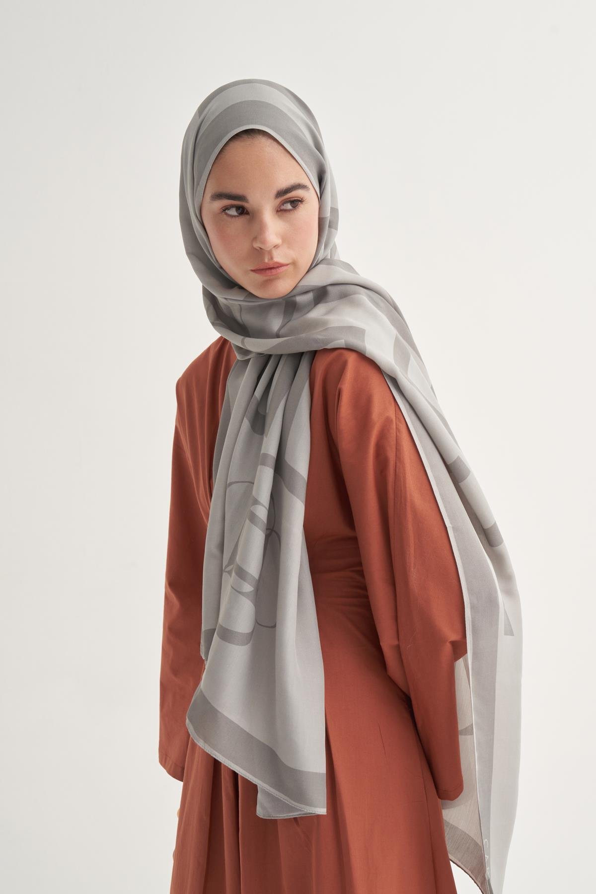 Glamour Monogram Floş Şal Gri