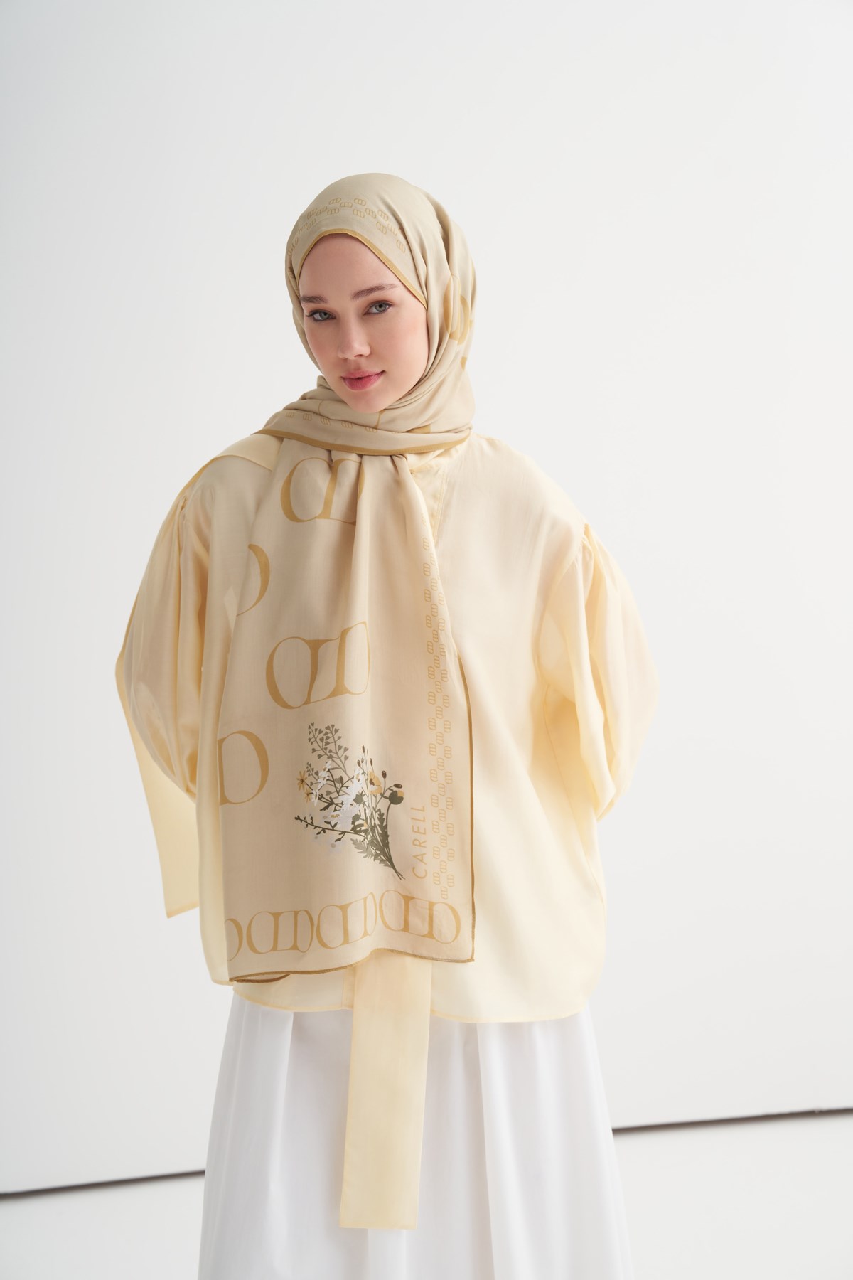 Elegance Monogram Floş Şal Soft Sarı