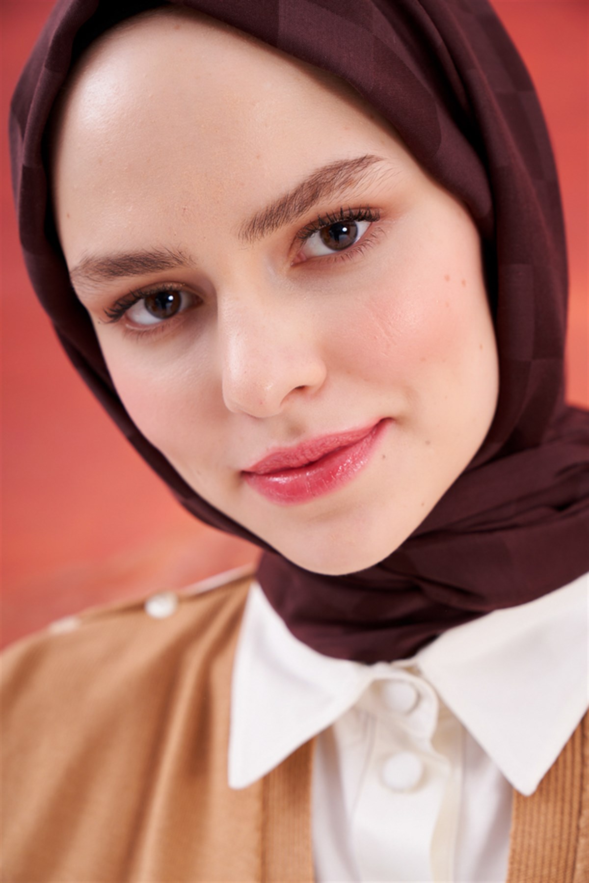 Dama Jakar İtalyan İpekli Şal Acı Kahve