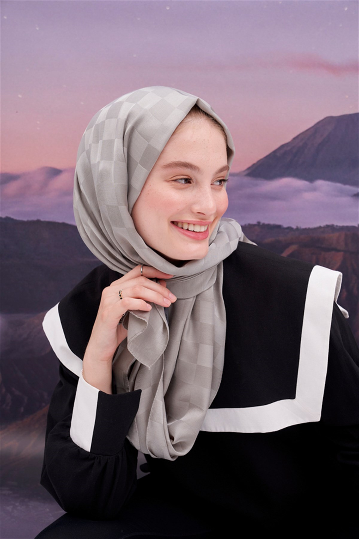 Dama Jakar İtalyan İpekli Şal Açık Gri