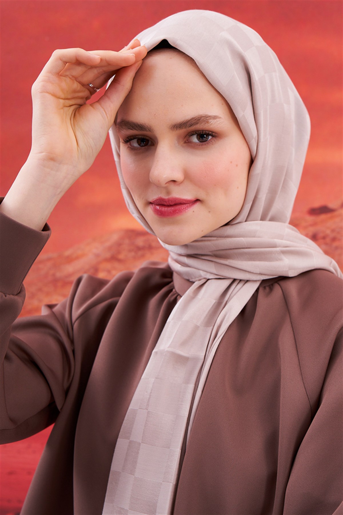 Dama Jakar İtalyan İpekli Şal Camel