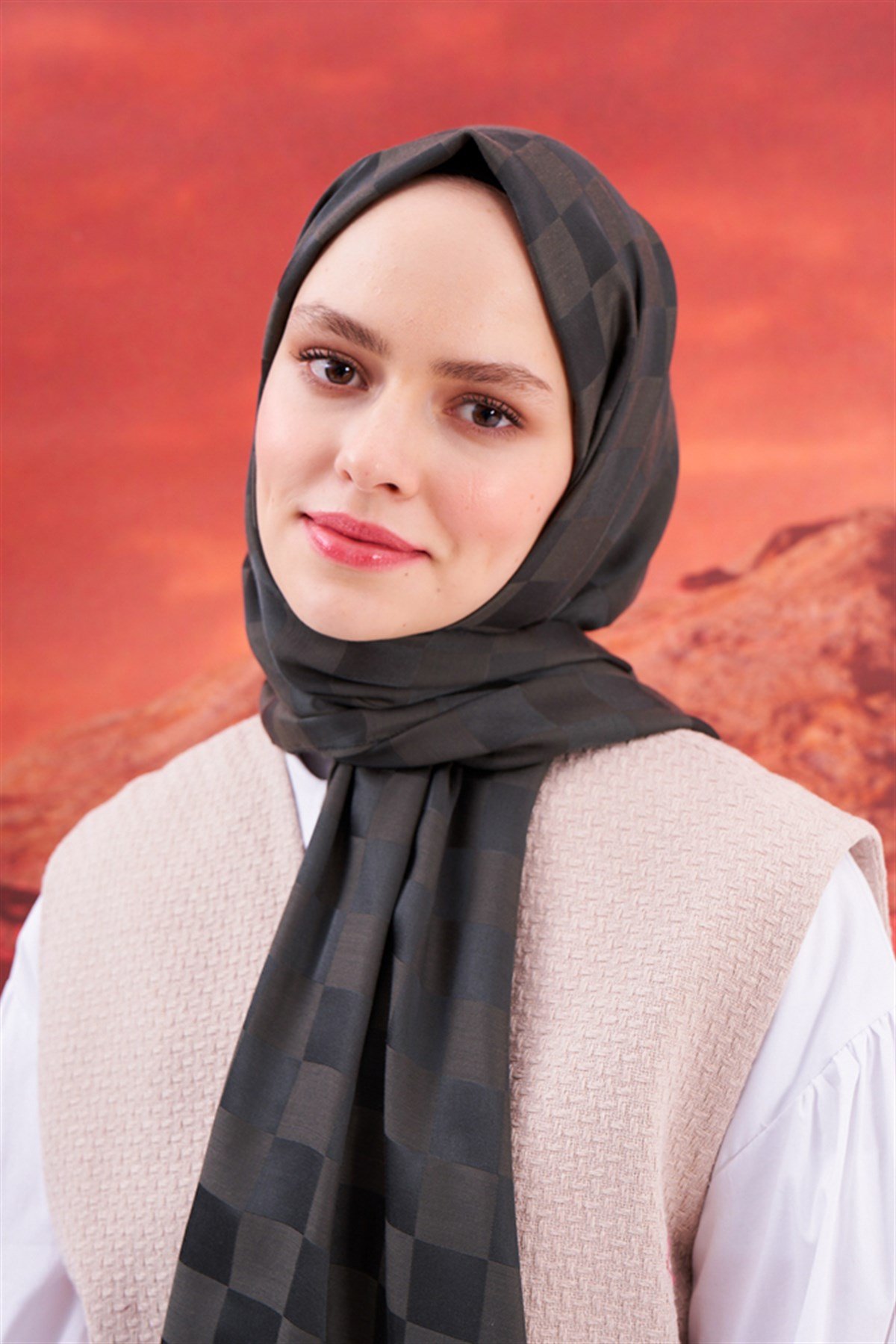 Dama Jakar İtalyan İpekli Şal Haki