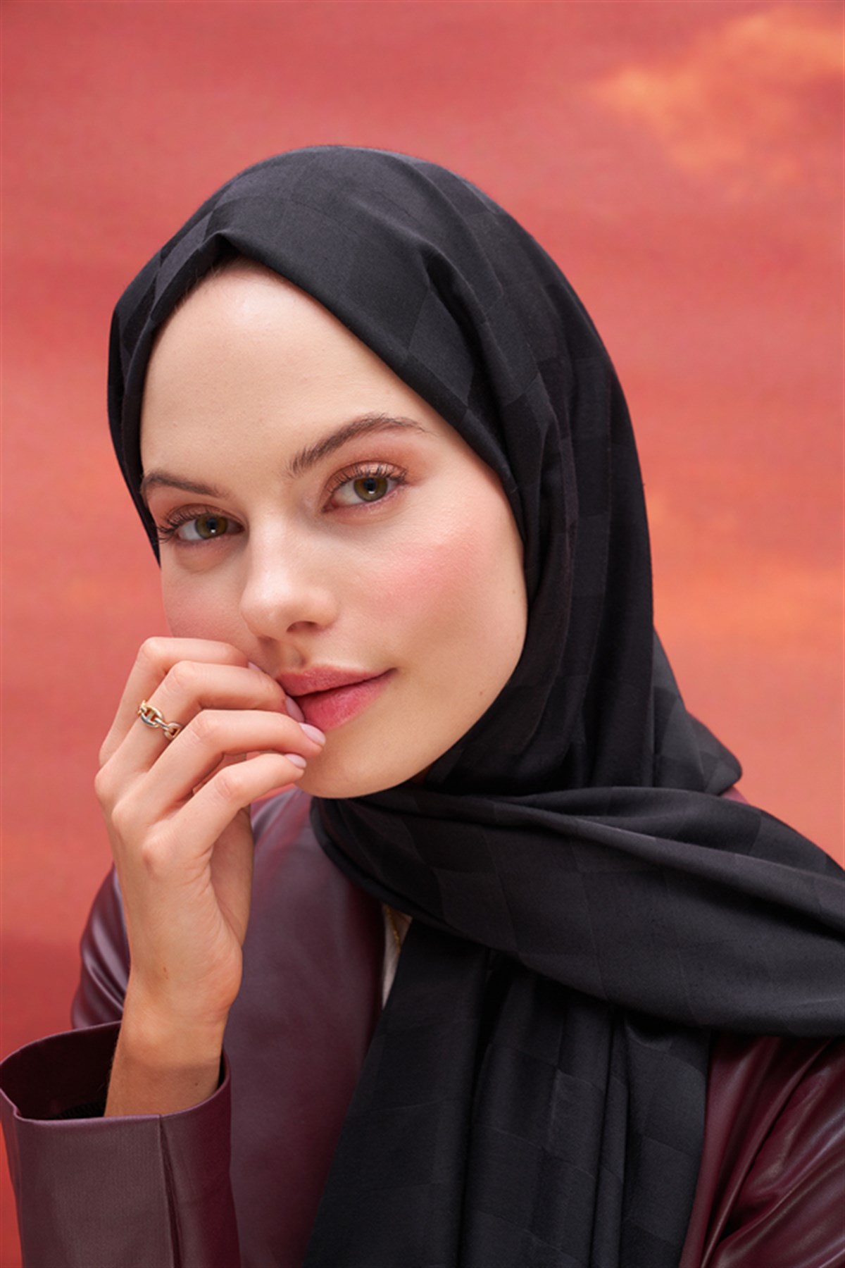 Dama Jakar İtalyan İpekli Şal Siyah