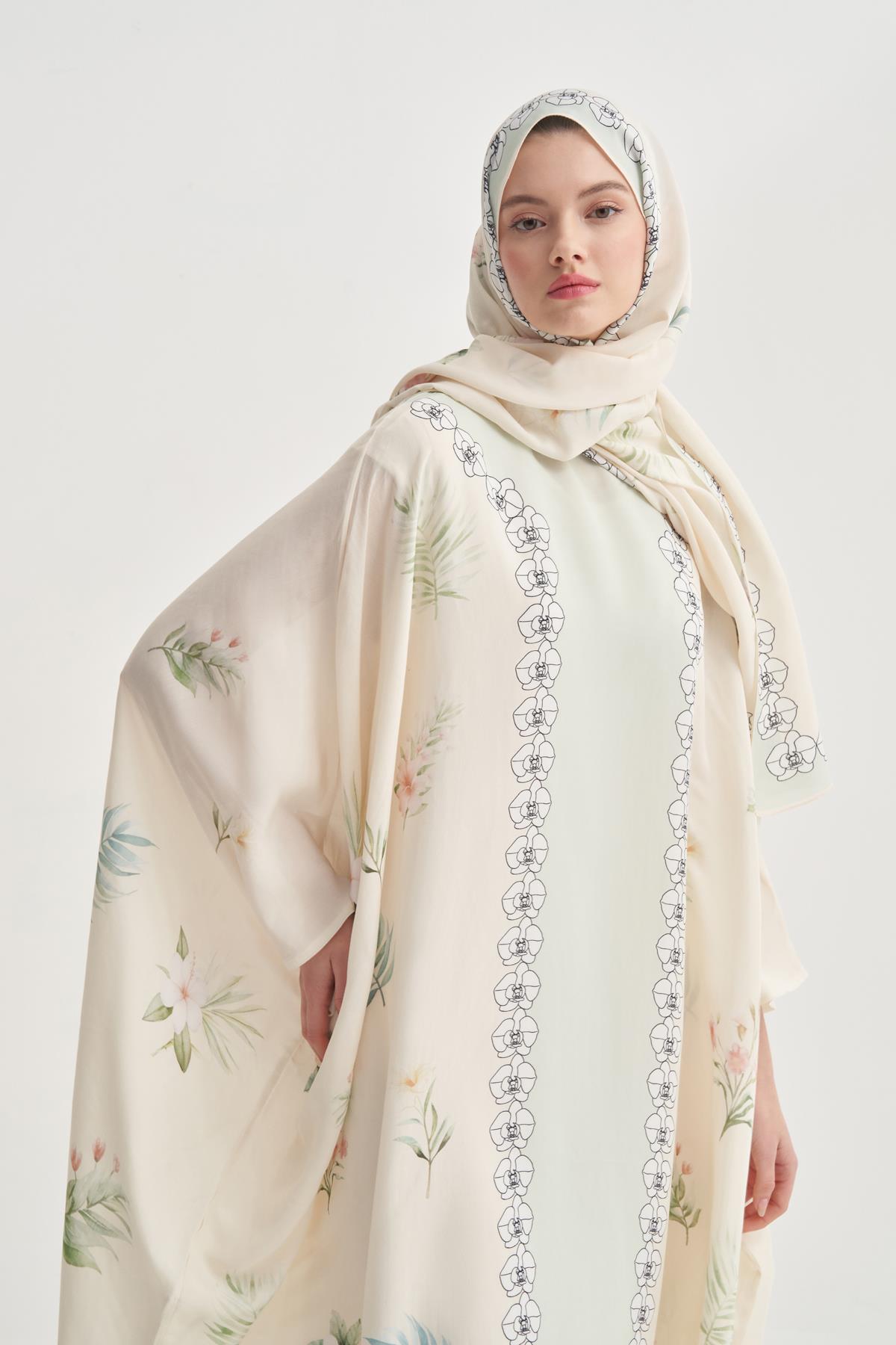 Rosmina Krem Floş Kaftan