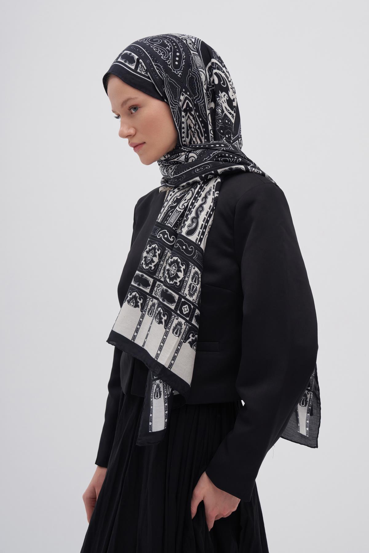 Deep Siyah Early İpek Şal