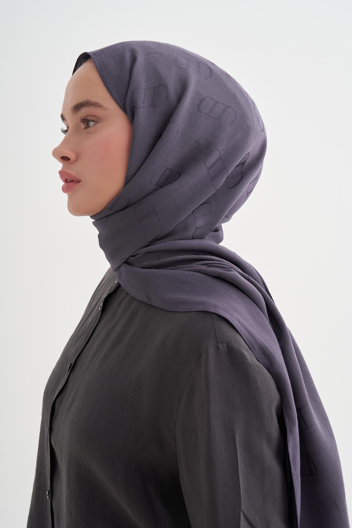 Monogram Desen Liora Pamuk Şal Füme