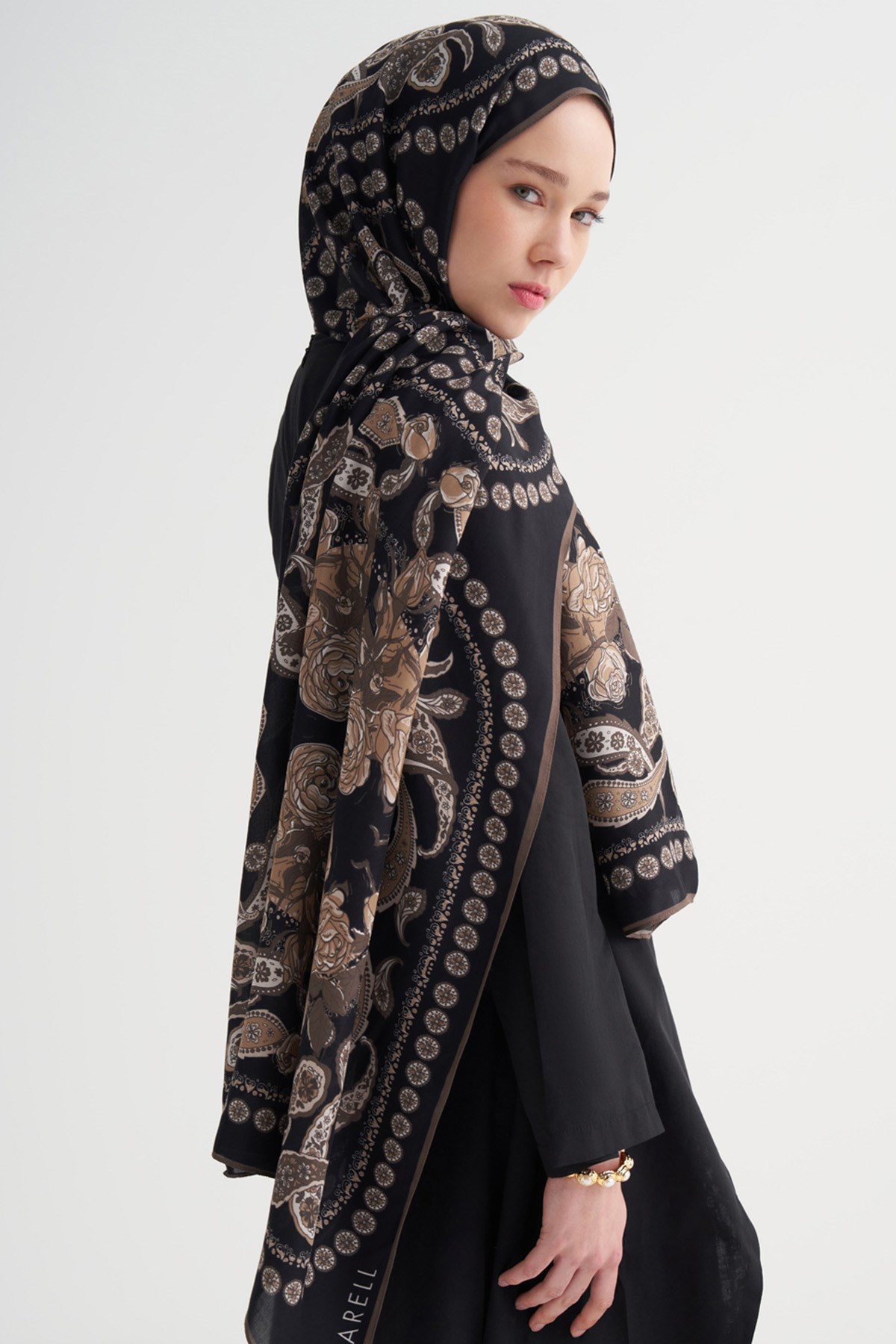 Moon Monogram Floş Şal Bej
