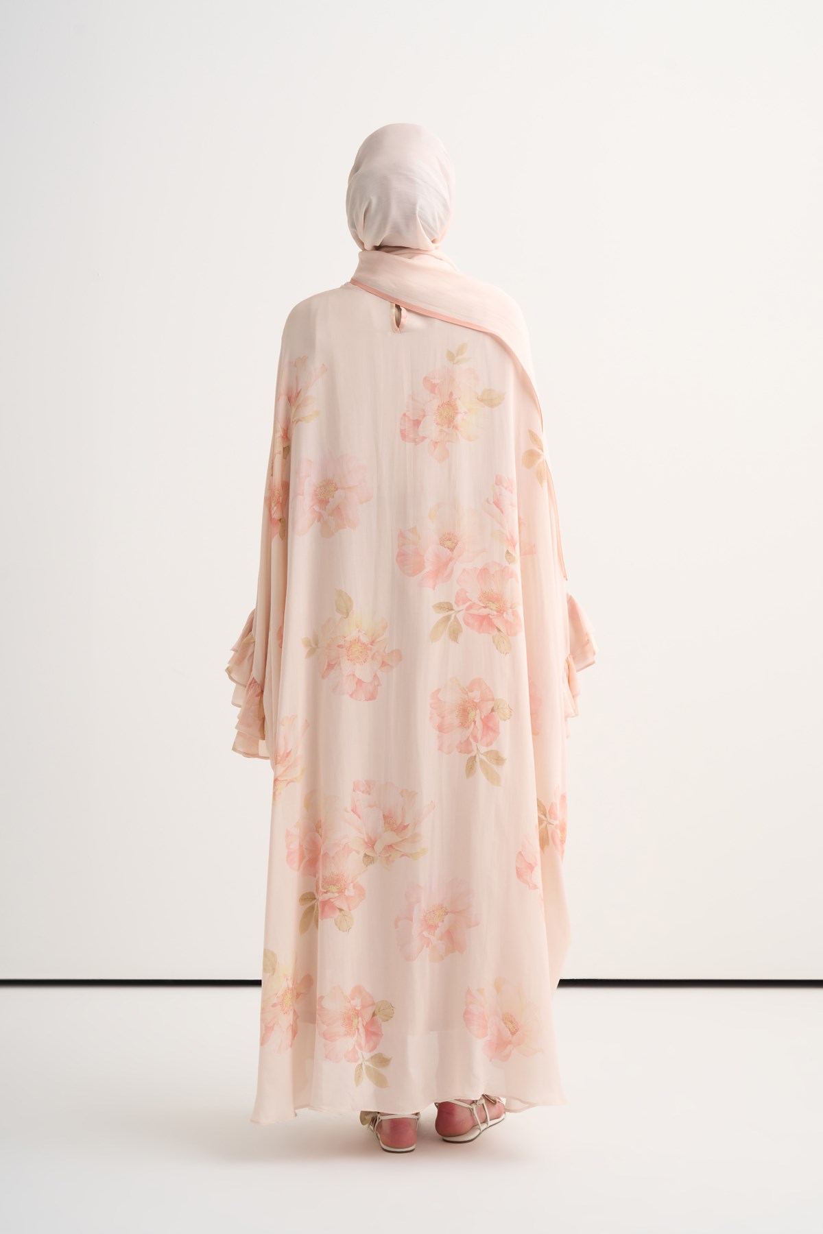 Fleur Floş Fırfır Detaylı Kaftan Pudra