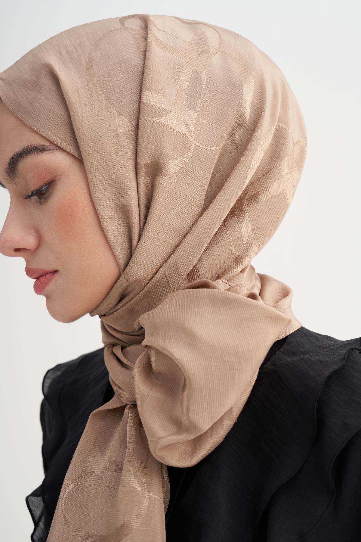 Aura Desen Rina Floş Jakar Şal Vizon