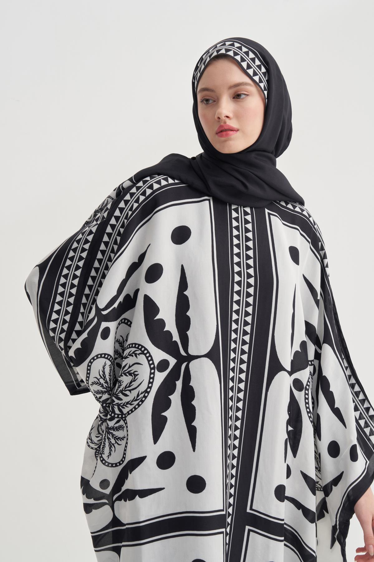 Atlas Siyah Floş Kaftan