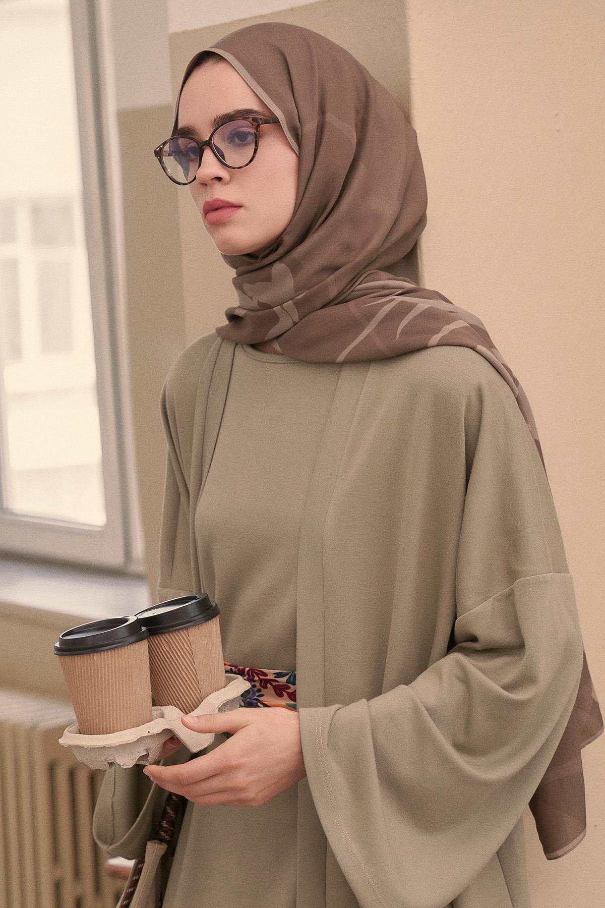 Vera Monogram Floş Şal Sütlü Kahve