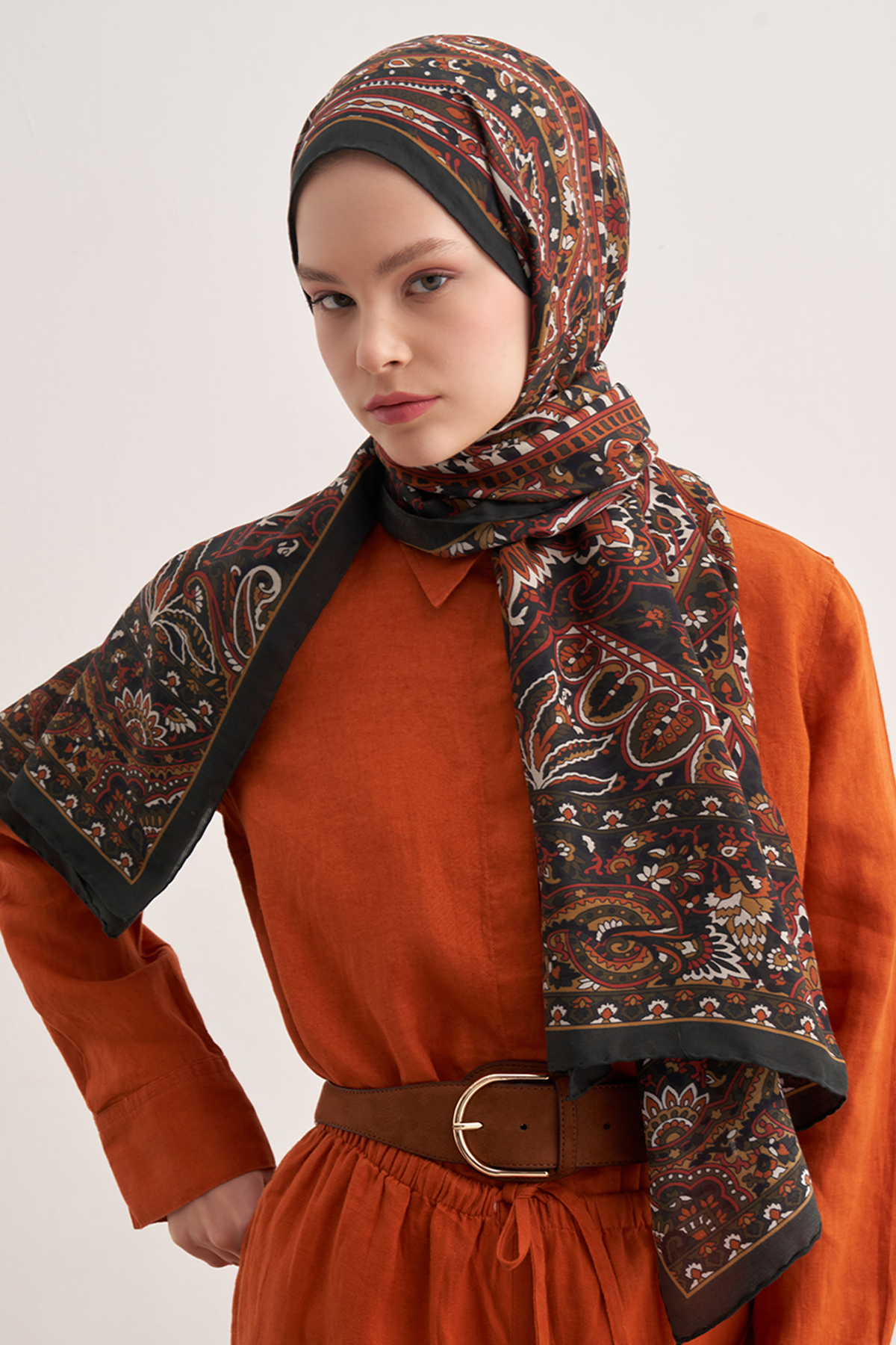 Flair Dark Early İpek Şal