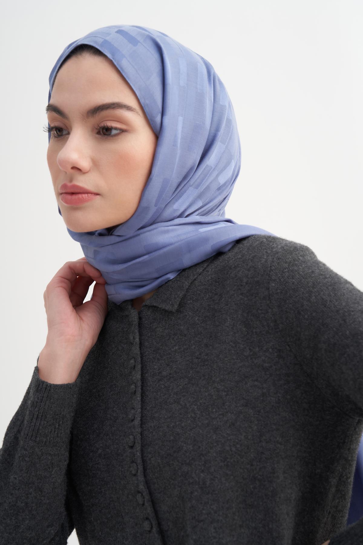 Küpçizgi Jakar İtalyan İpekli Şal Kot Mavisi