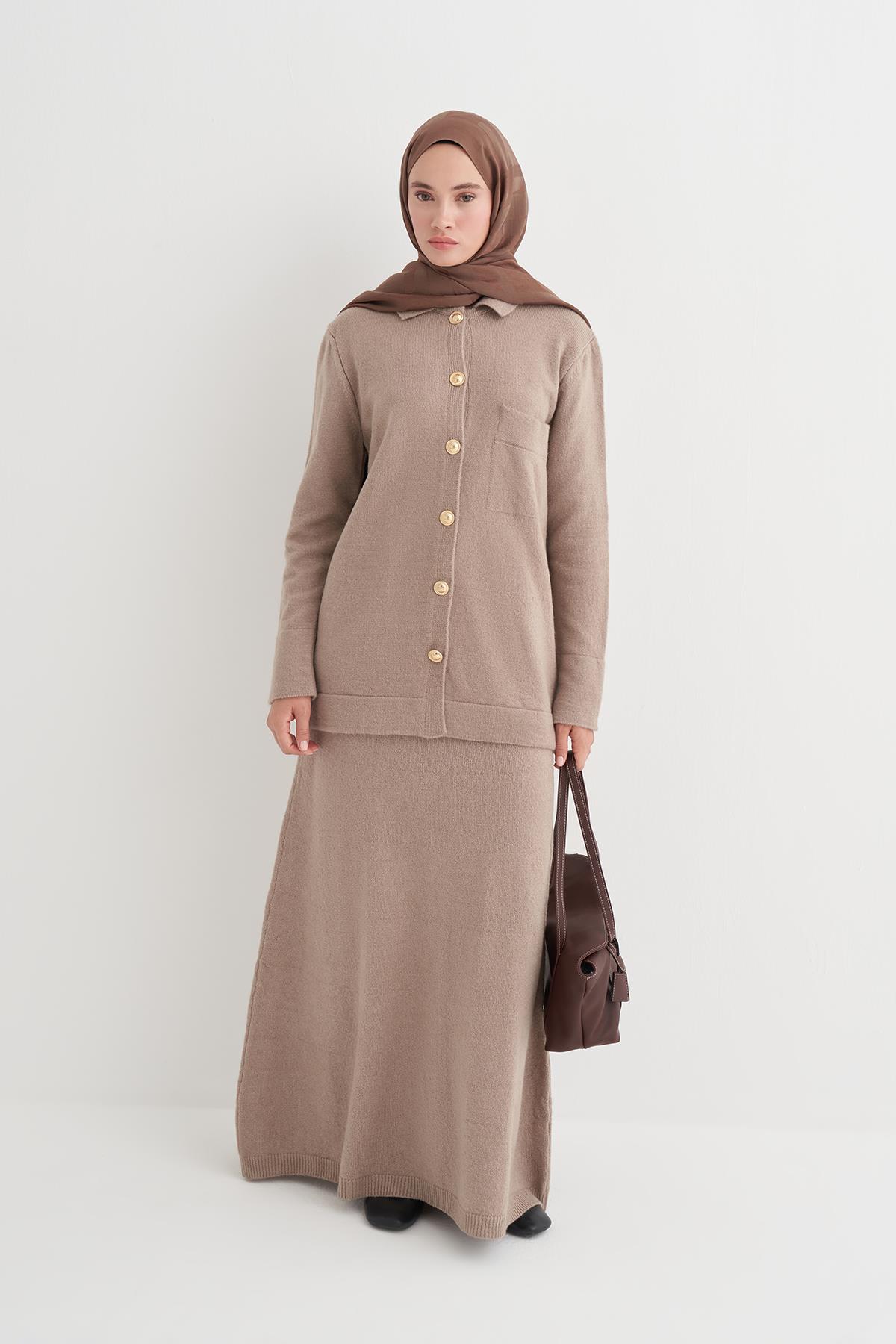 Düz Örgü Triko Etekli Takım Vizon