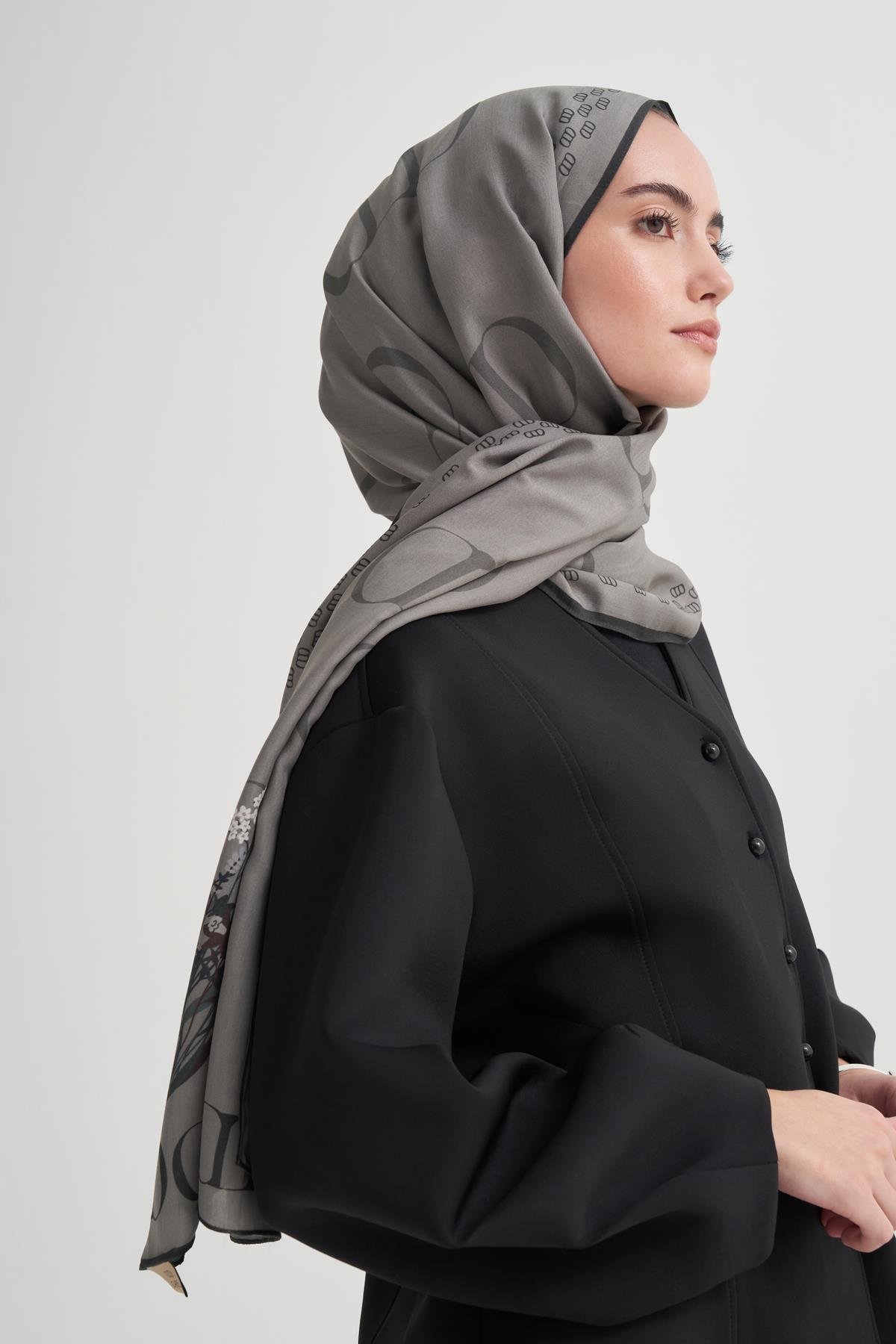 Elegance Monogram Floş Şal Gri