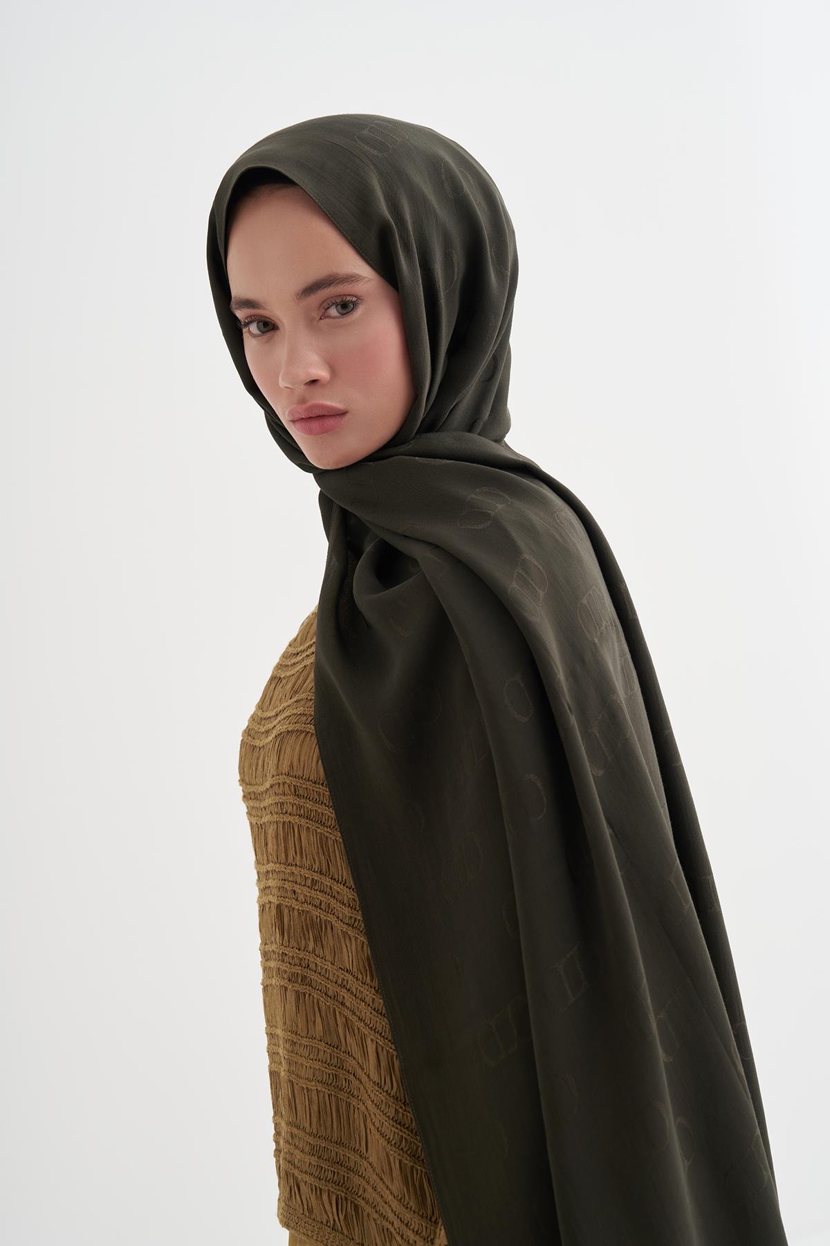 Monogram Desen Liora Pamuk Şal Haki