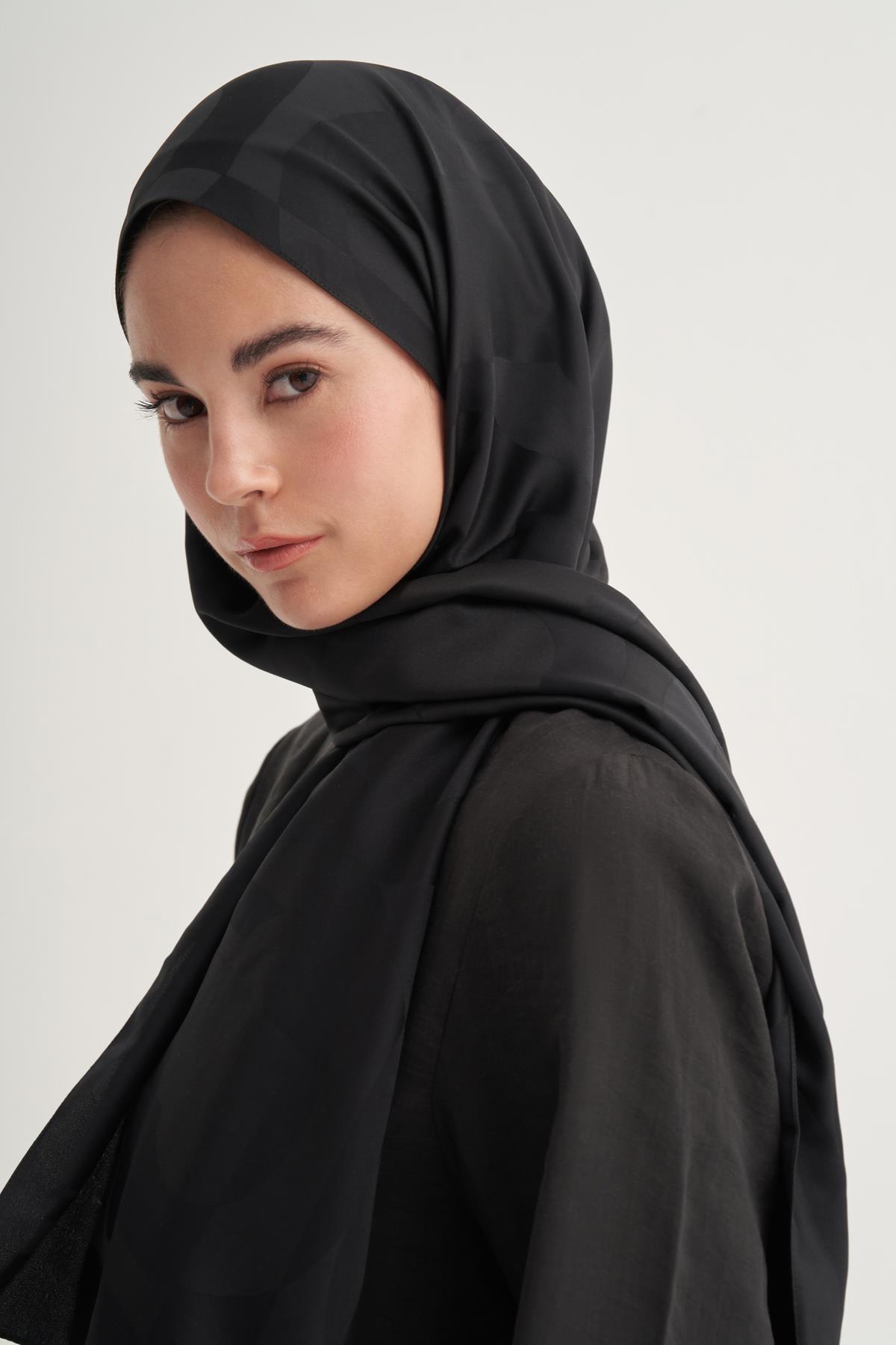 C Desen Monogram Pamuk İpek Şal Siyah