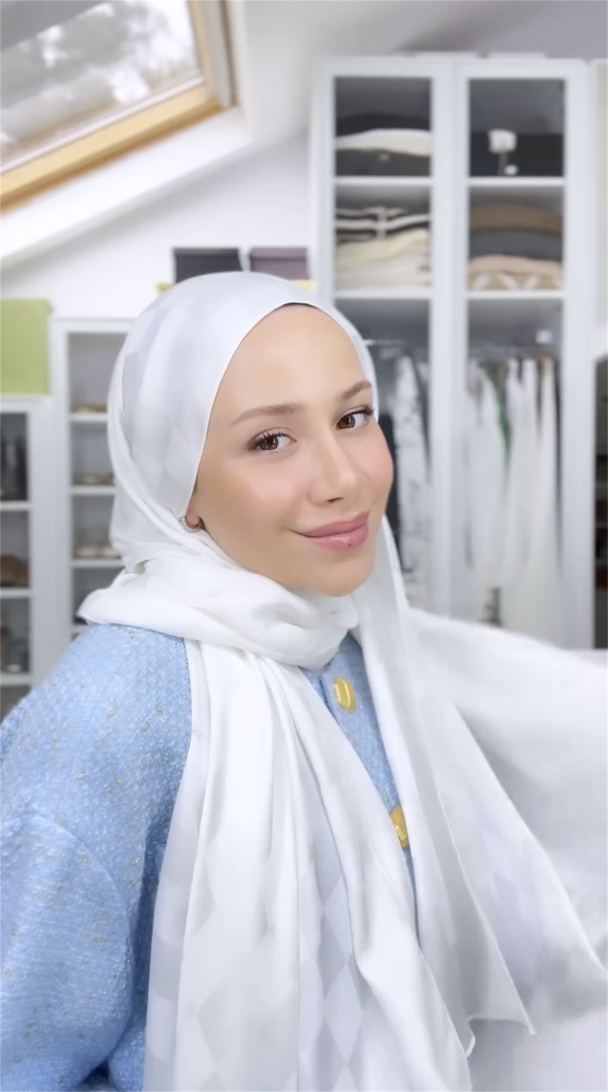 Feyzanın Terchi Dama Jakar İtalyan İpekli Şal Ekru