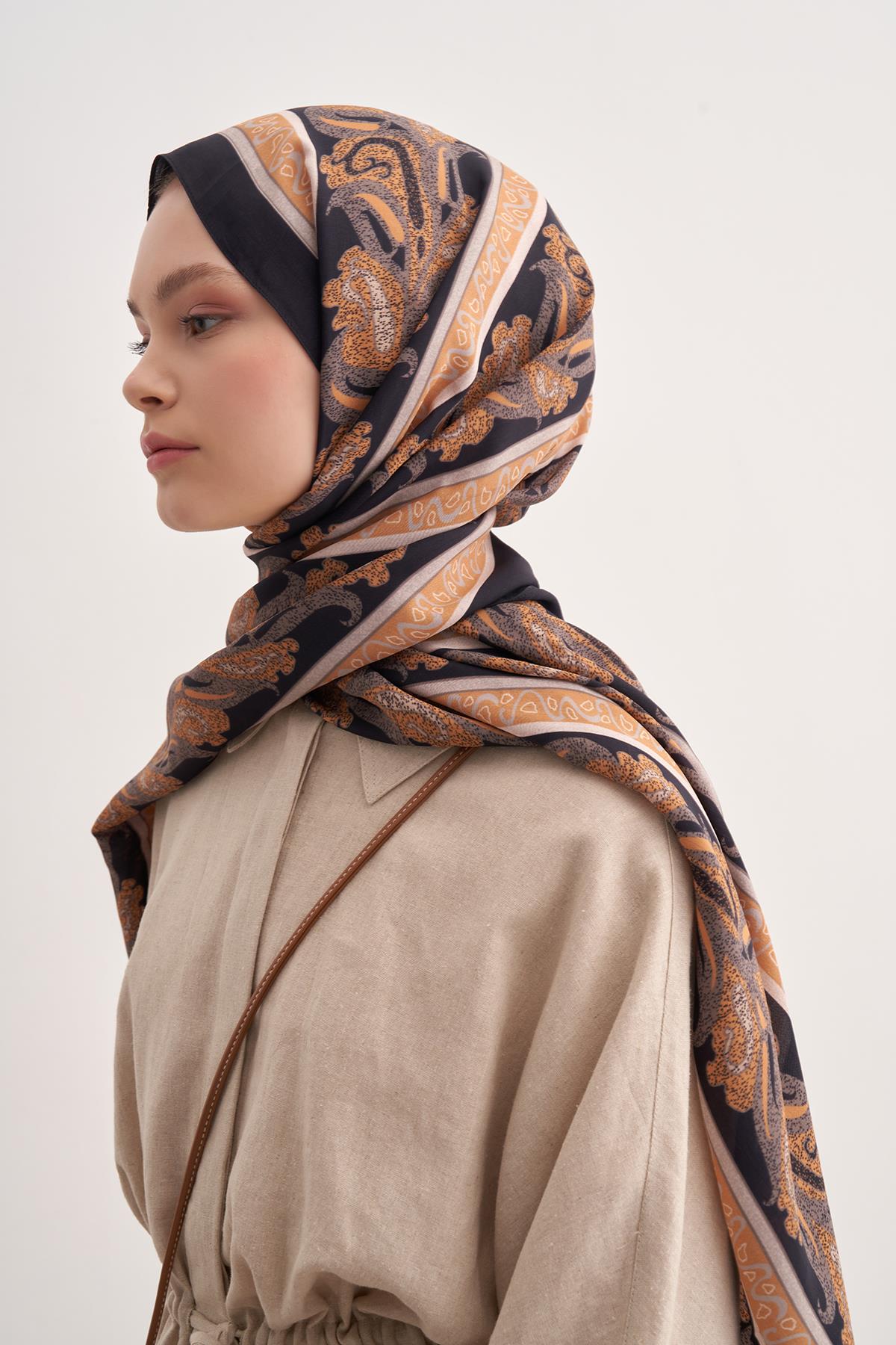 Glow Gold Vela Floş Şal