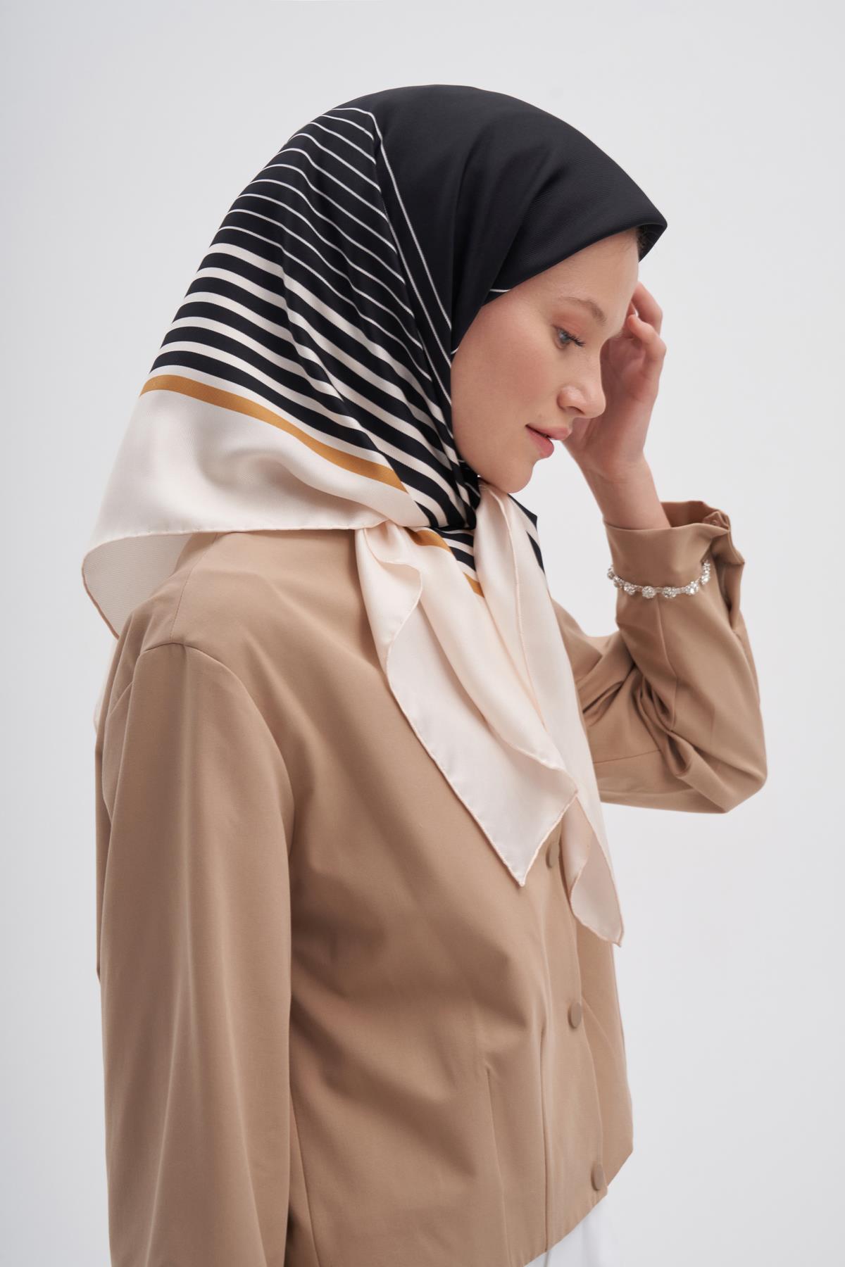 Geometry Camel Mulbary İpek Eşarp