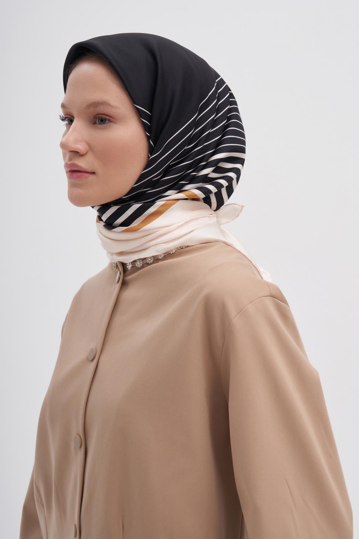 Geometry Camel Mulbary İpek Eşarp