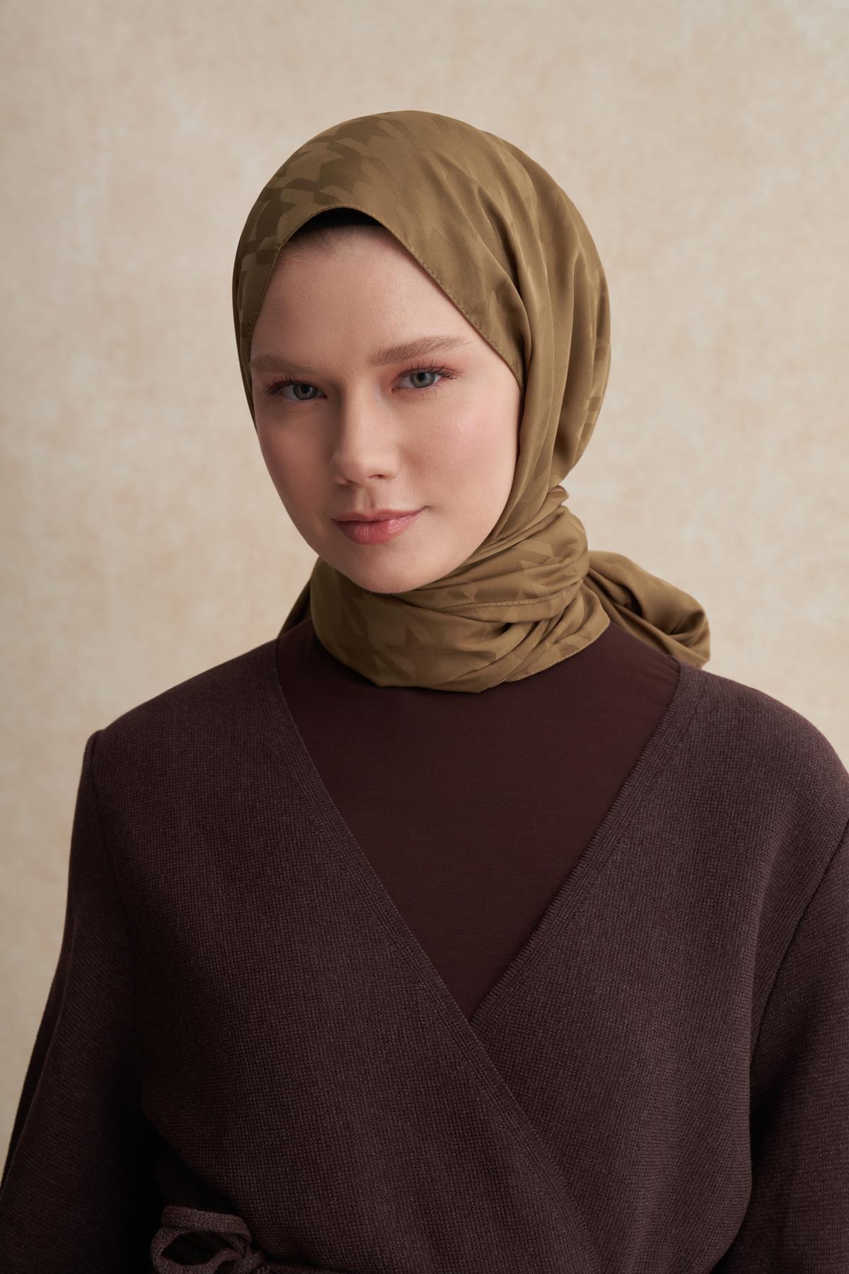 Kazayağı Desen Pamuk İpek Şal Ceviz