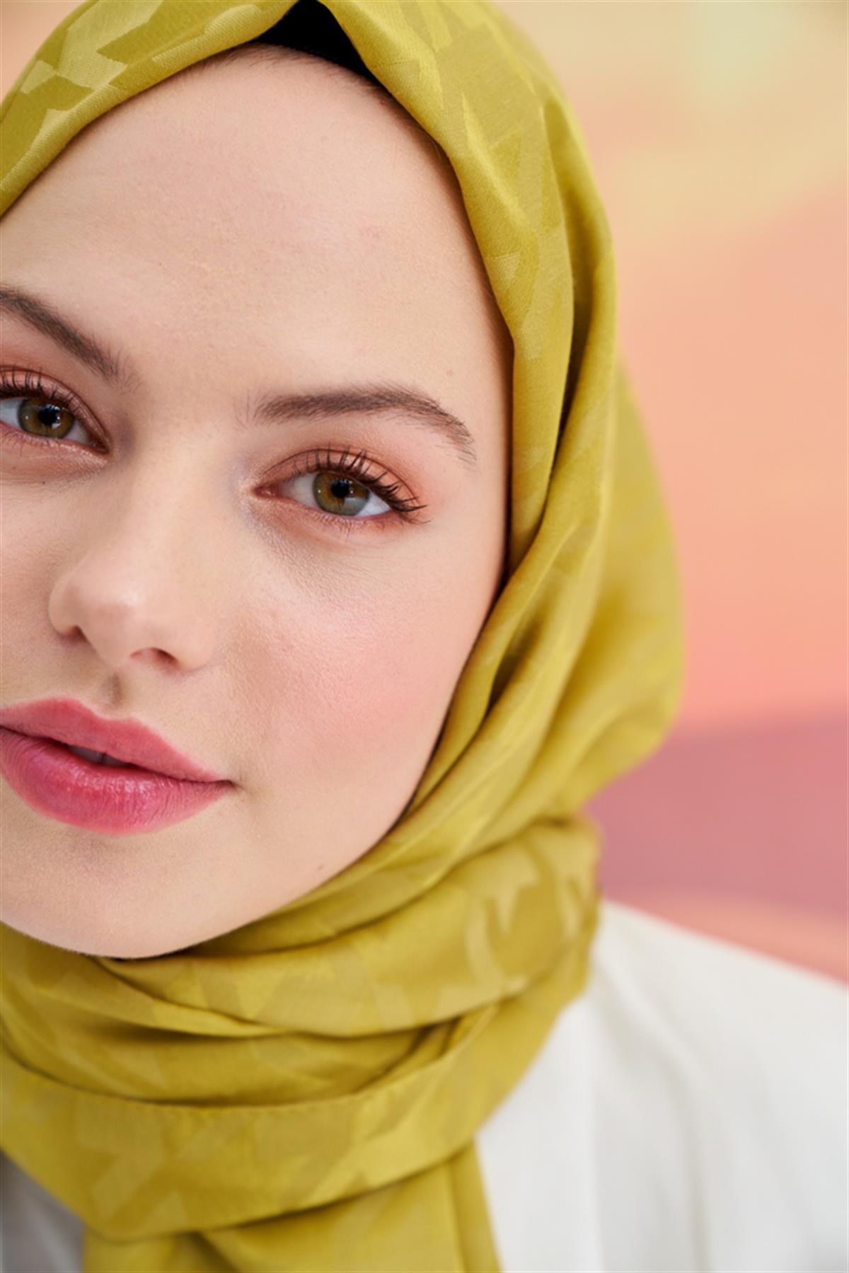 Kazayağı İtalyan Jakar İpekli Şal Hardal