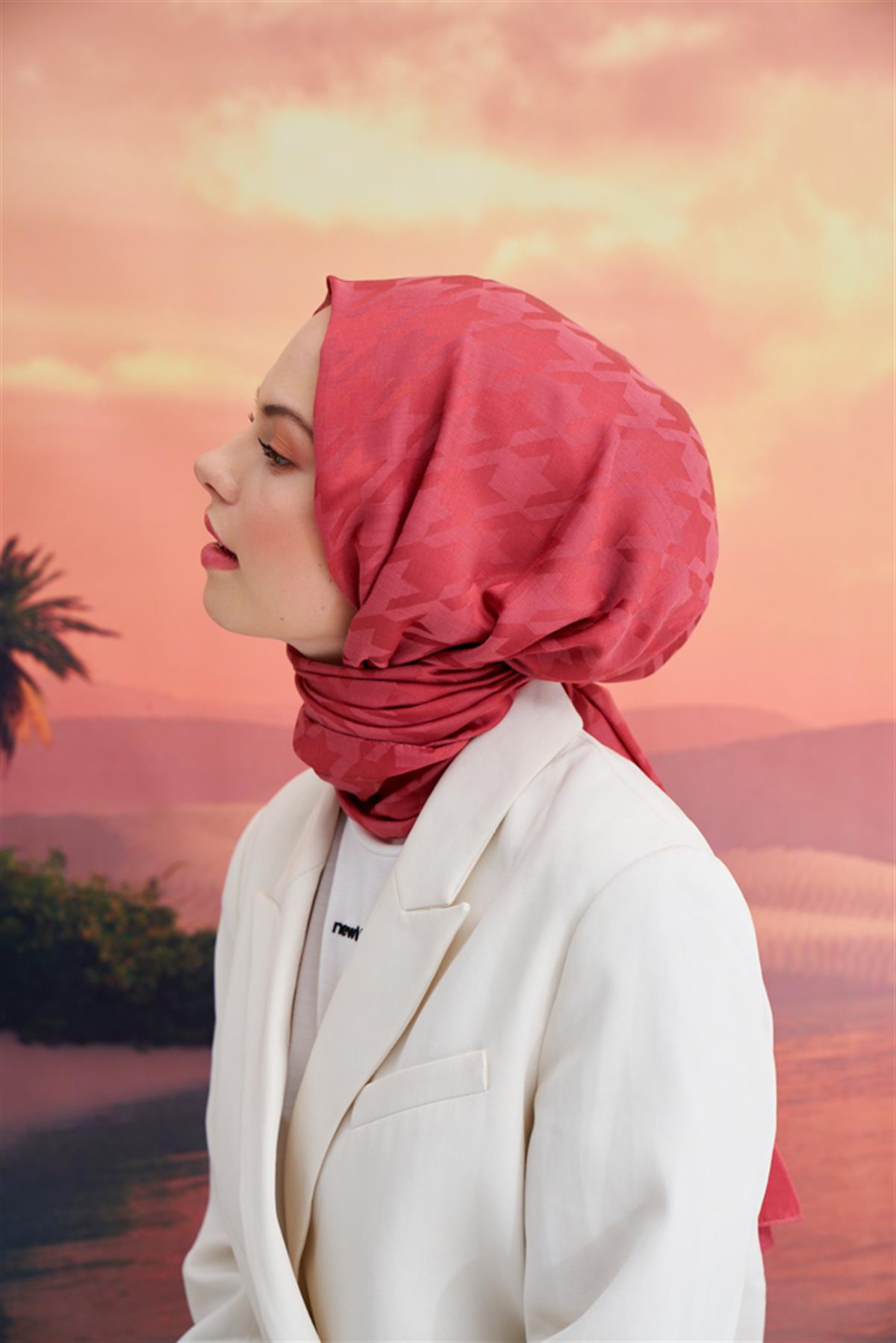 Kazayağı İtalyan Jakar İpekli Şal Mercan