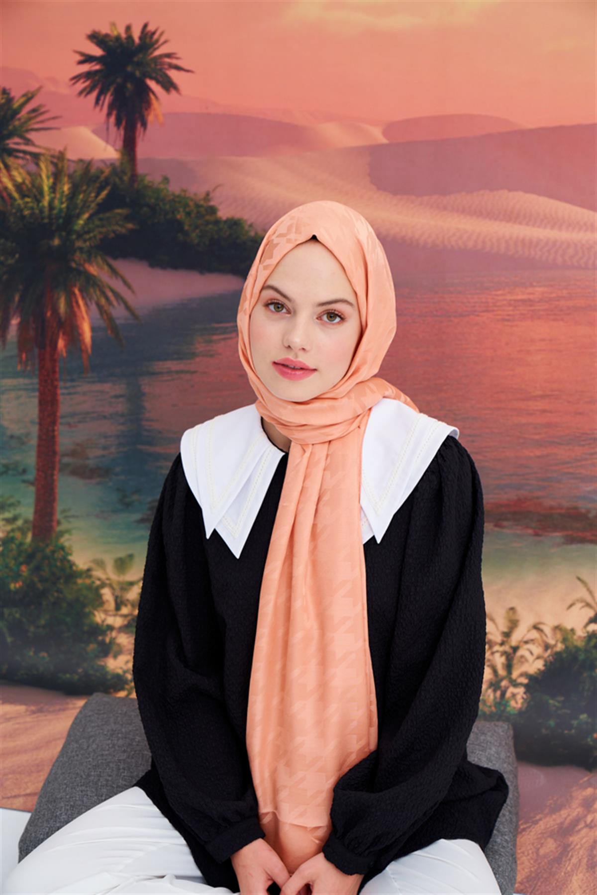 Kazayağı İtalyan Jakar İpekli Şal Somon