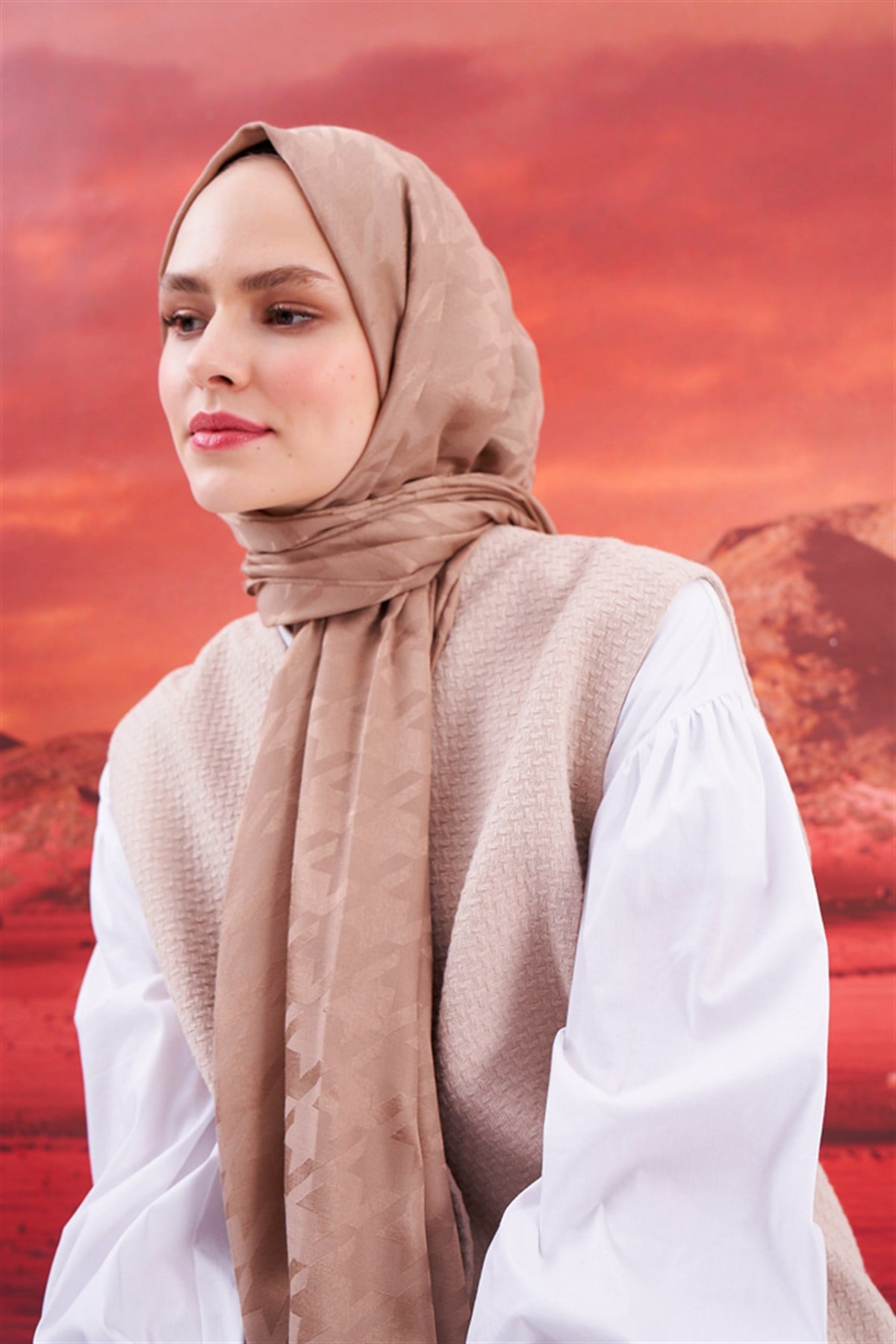Kazayağı Jakar İtalyan İpekli Şal Vizon
