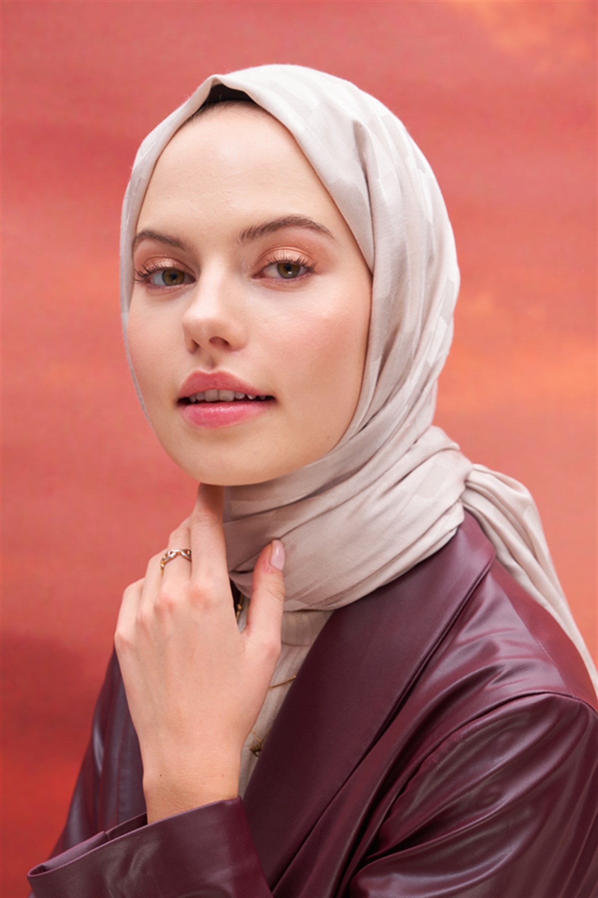 Küpçizgi Jakar İtalyan İpekli Şal Camel